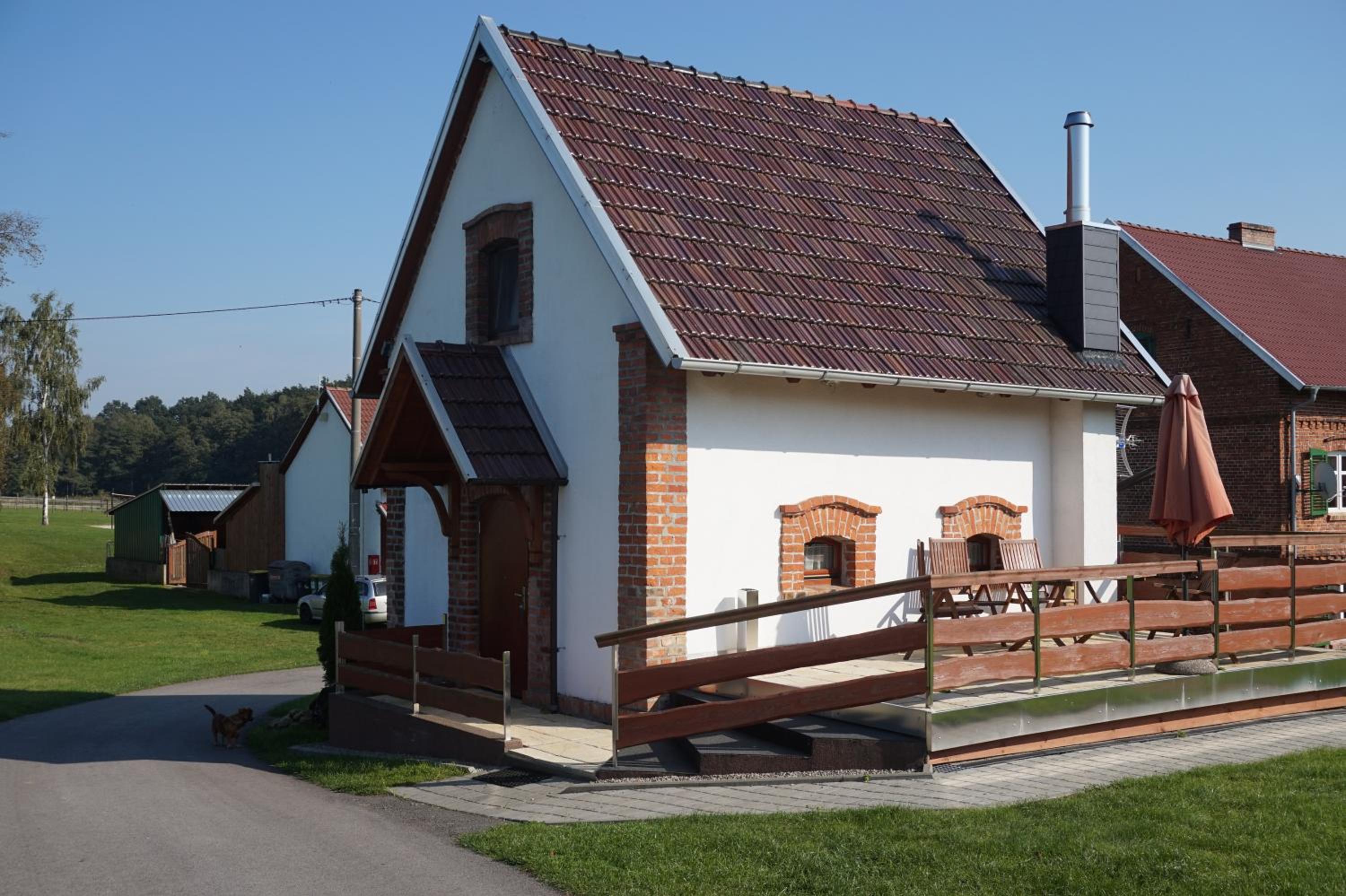 Photo 12