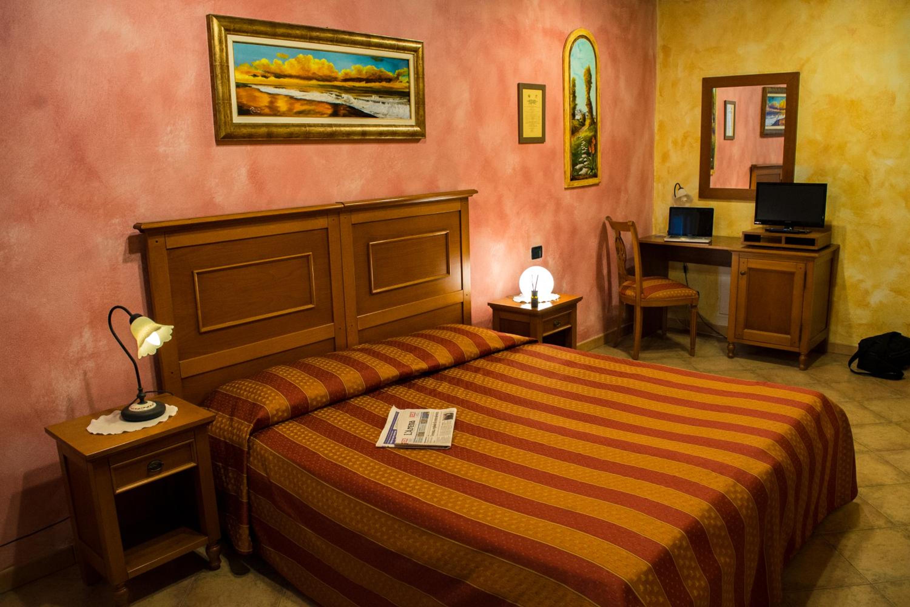 hotel room