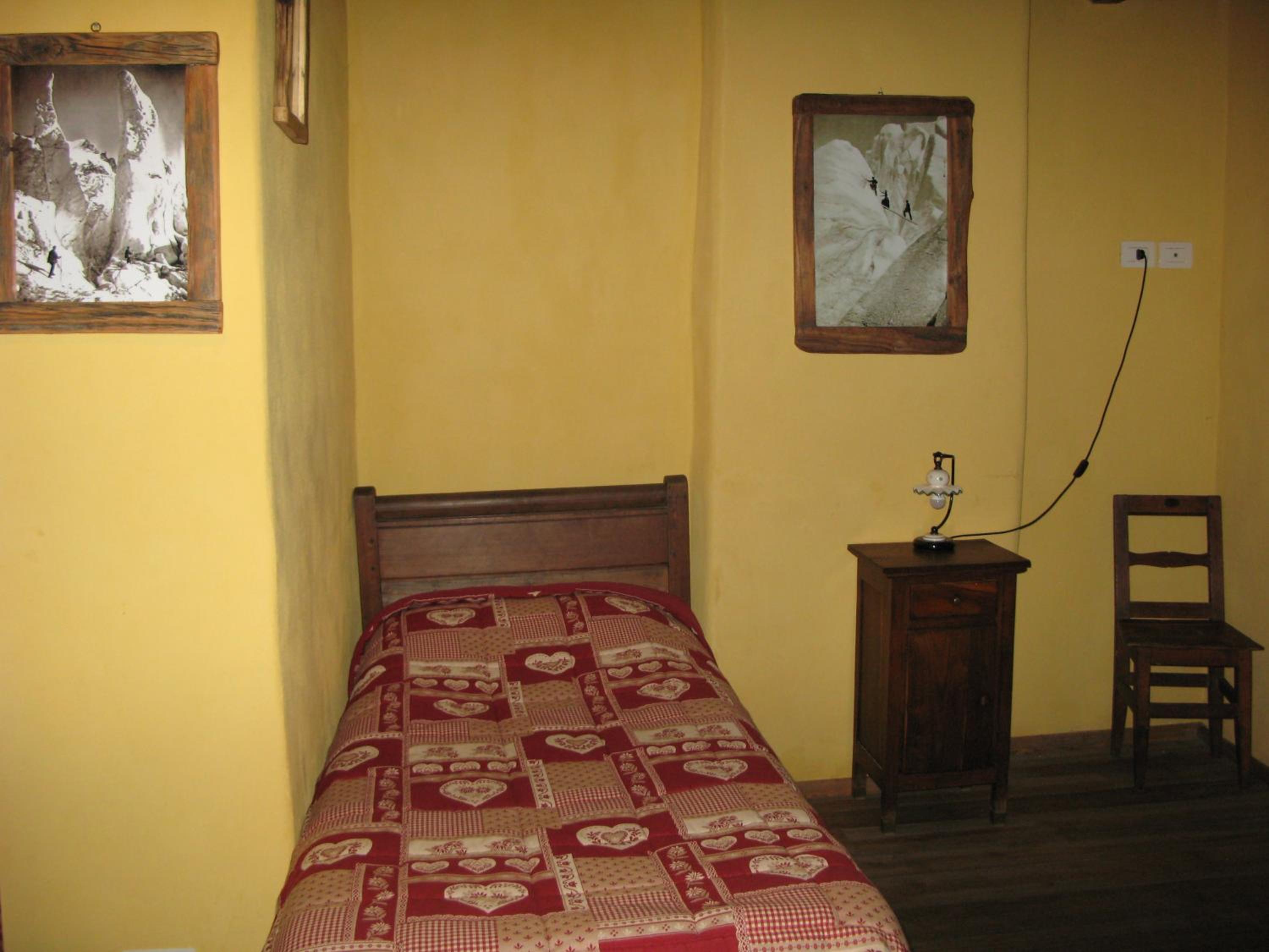 Photo 42
