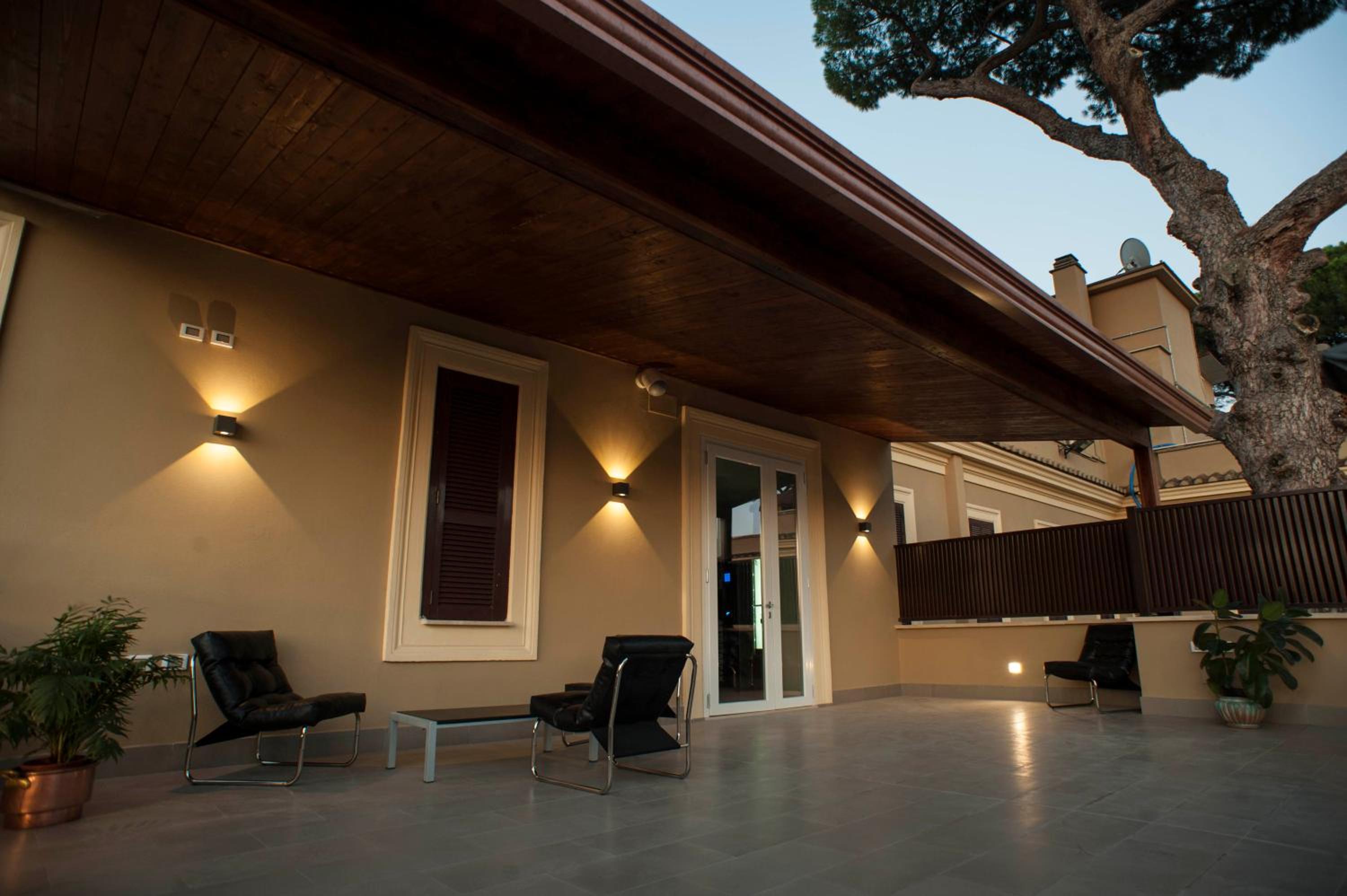 Villa Angelina — 11