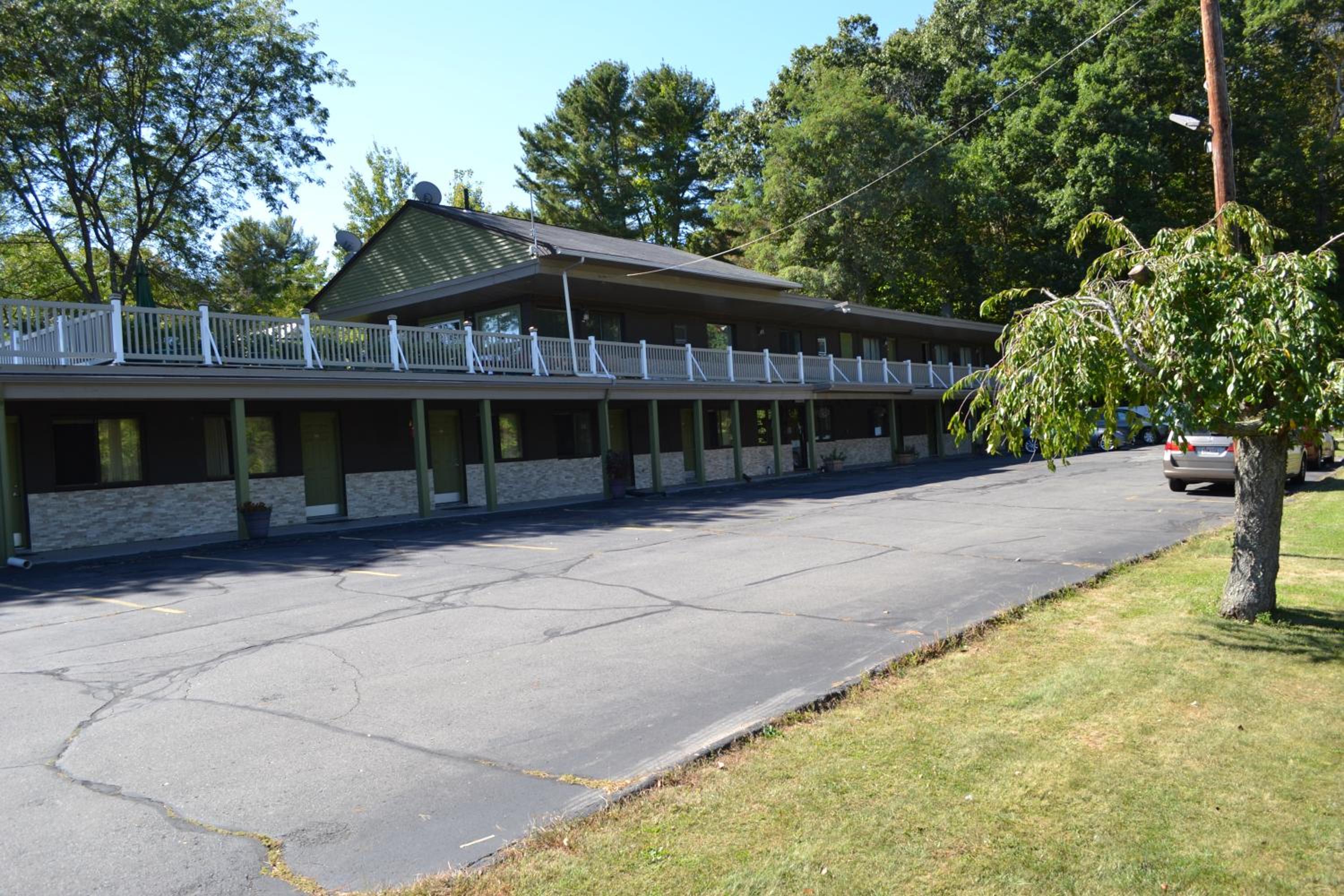 Mount Holyoke Inn view 5
