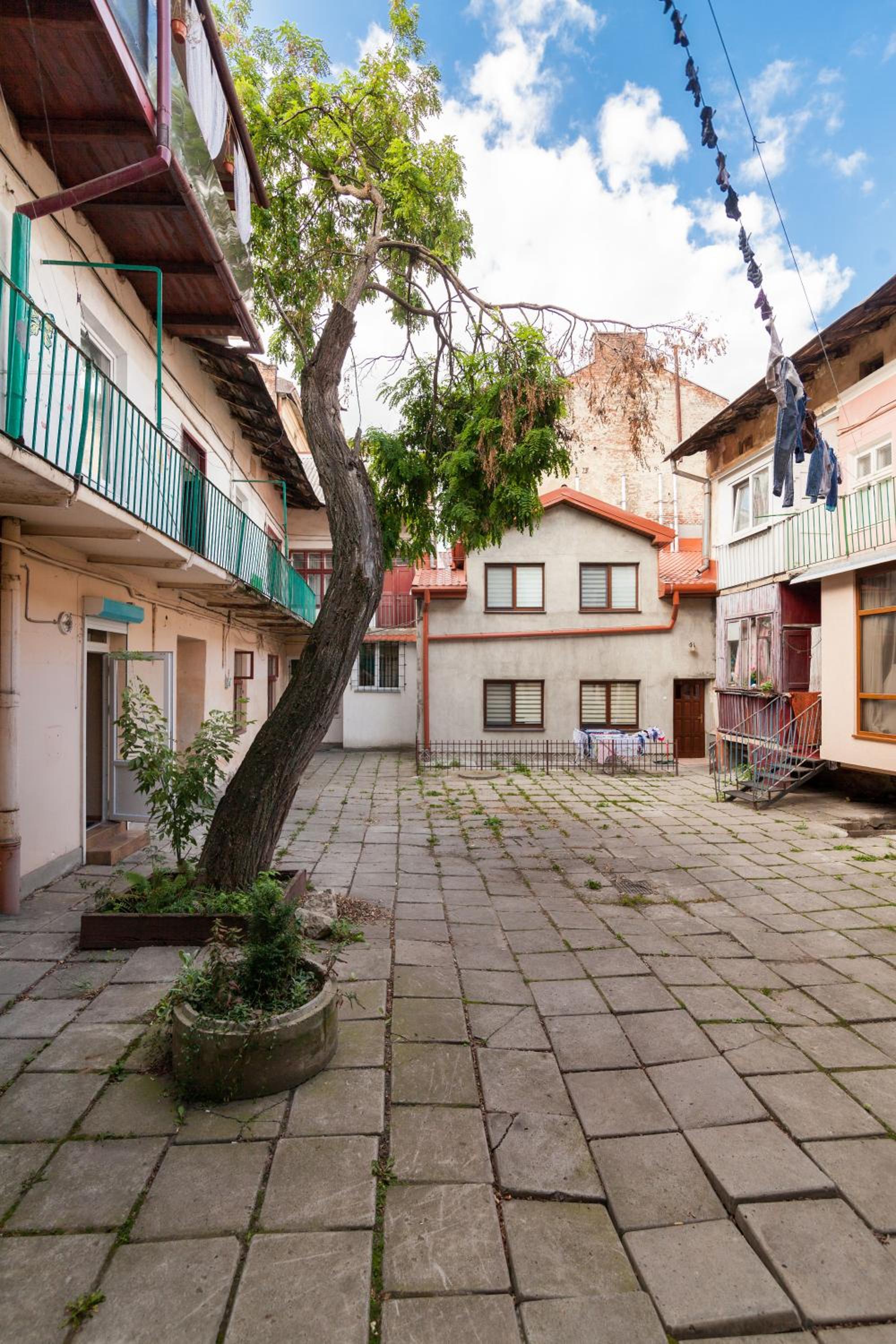 Near Opera Apartment