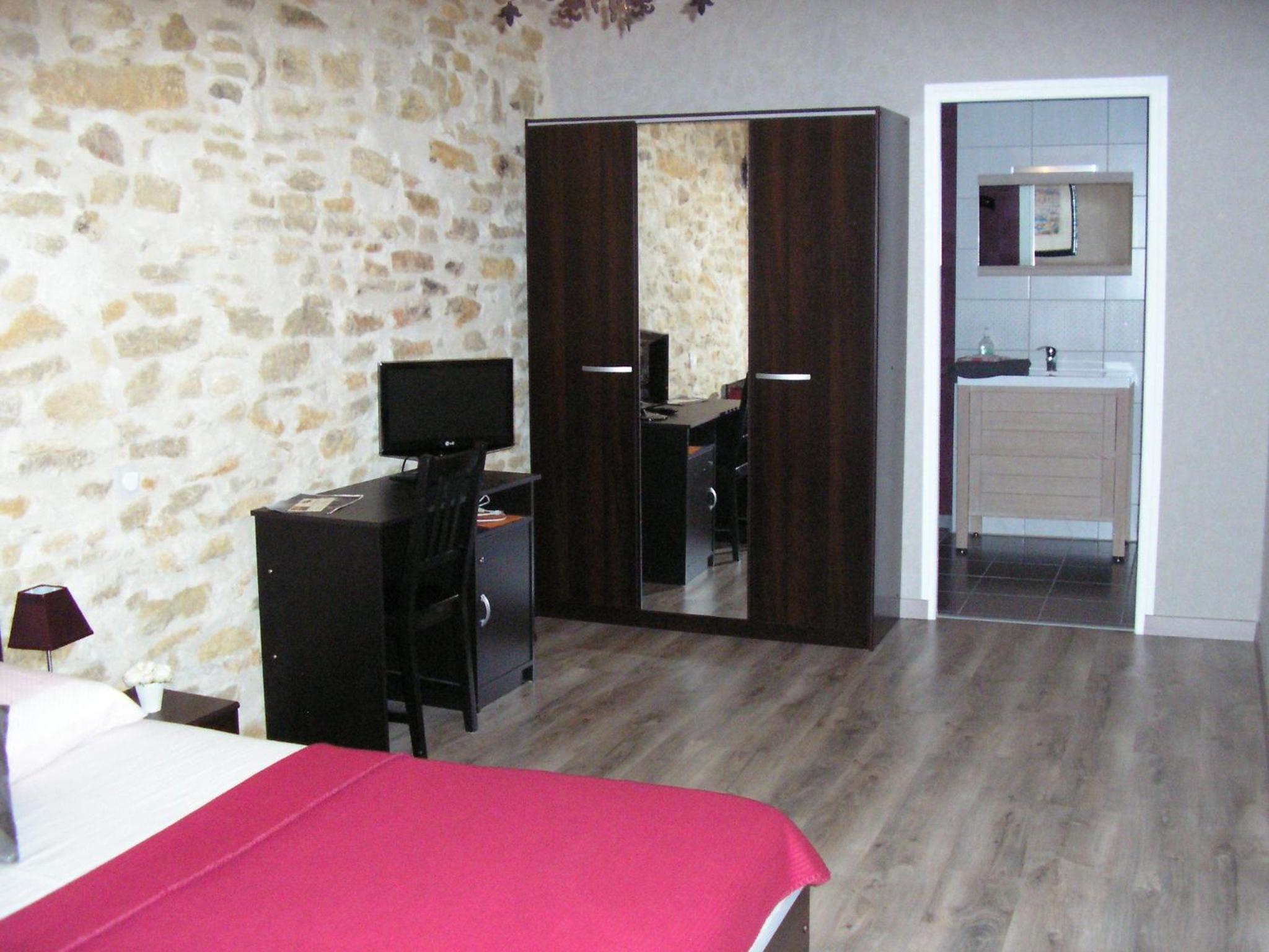 Photo 6