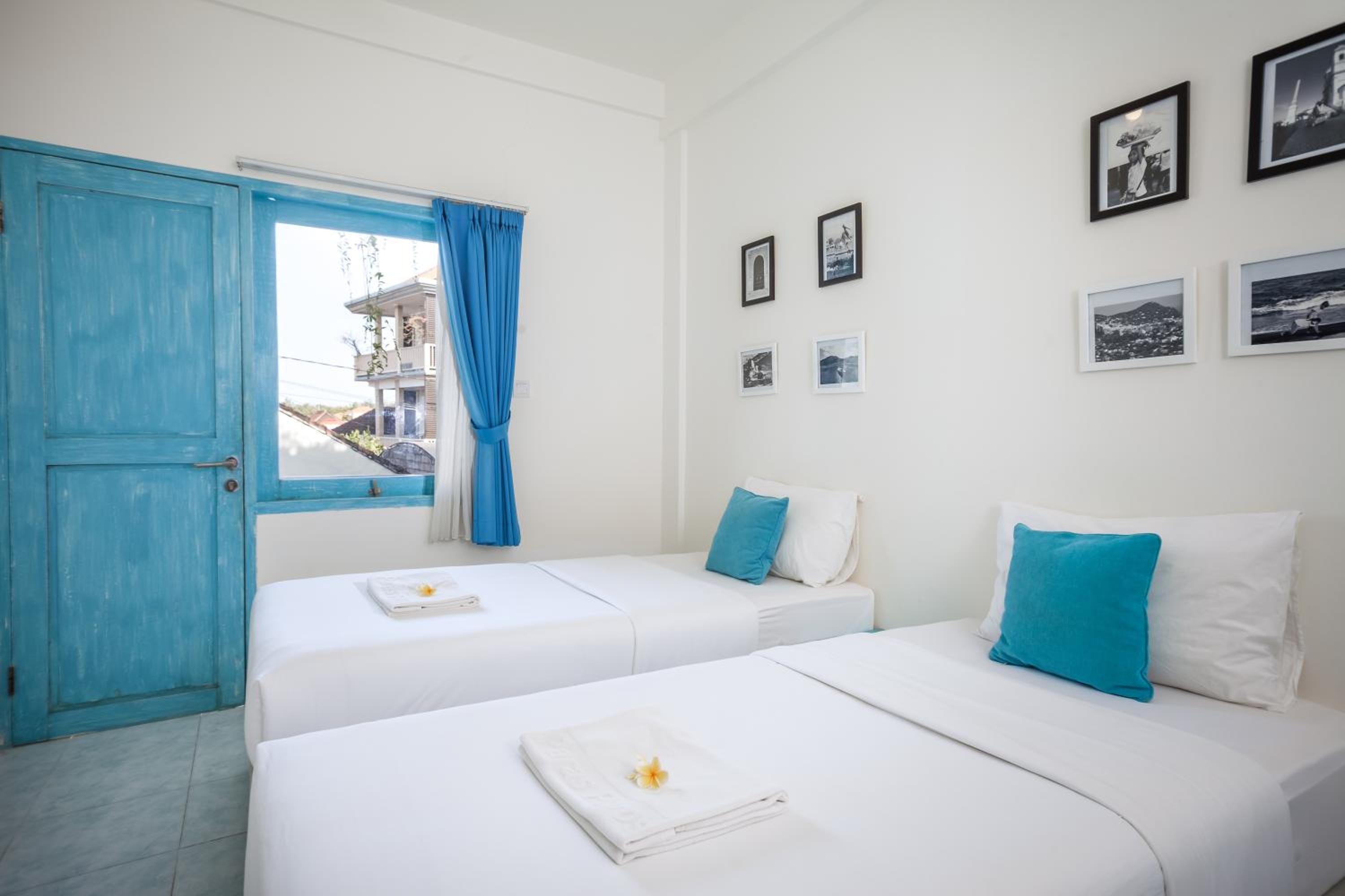 Sanur Vacations - Paras Paros Marina Lodge - Property Image 5
