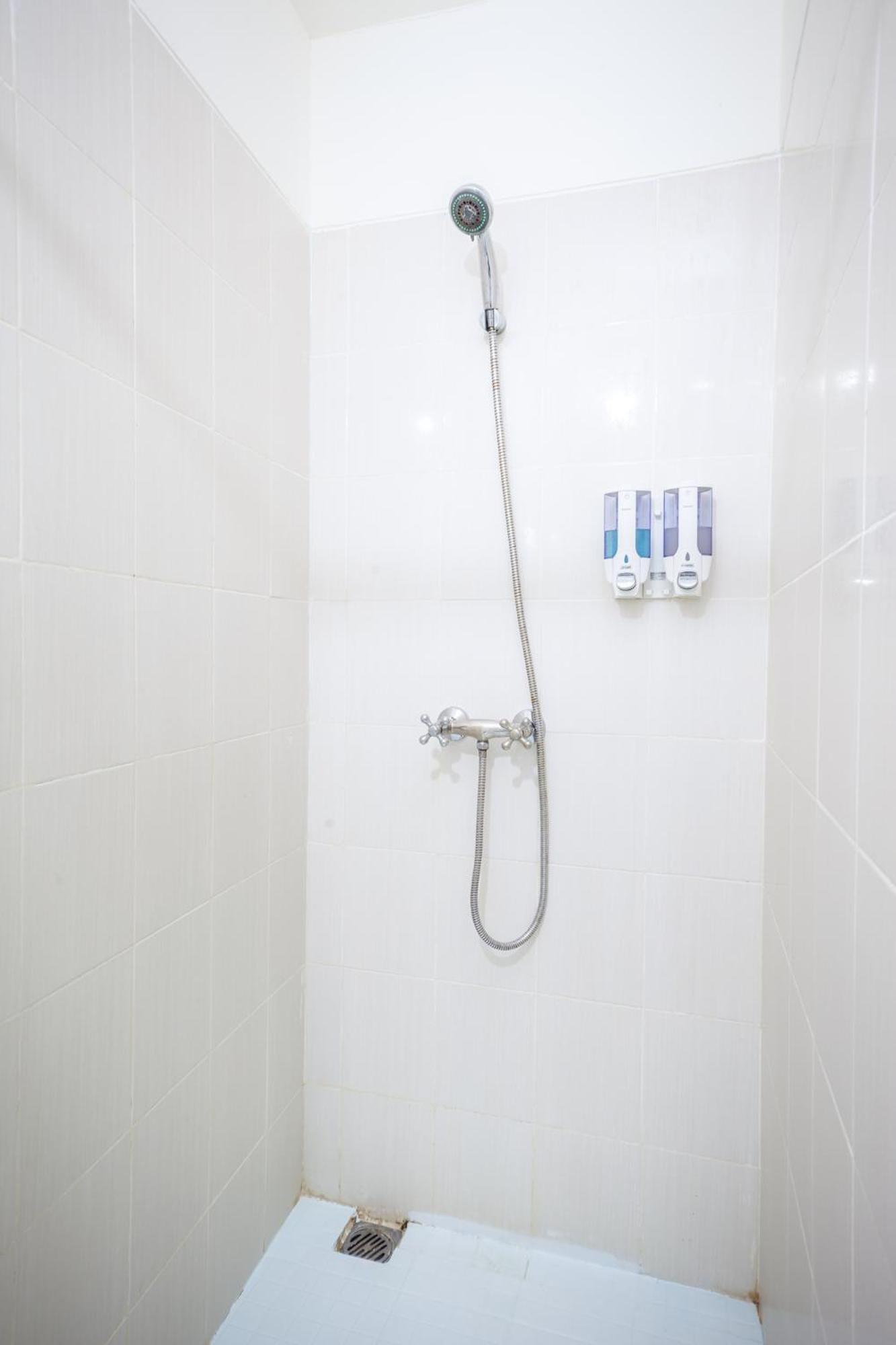 Sanur Vacations - Paras Paros Marina Lodge - Property Image 10