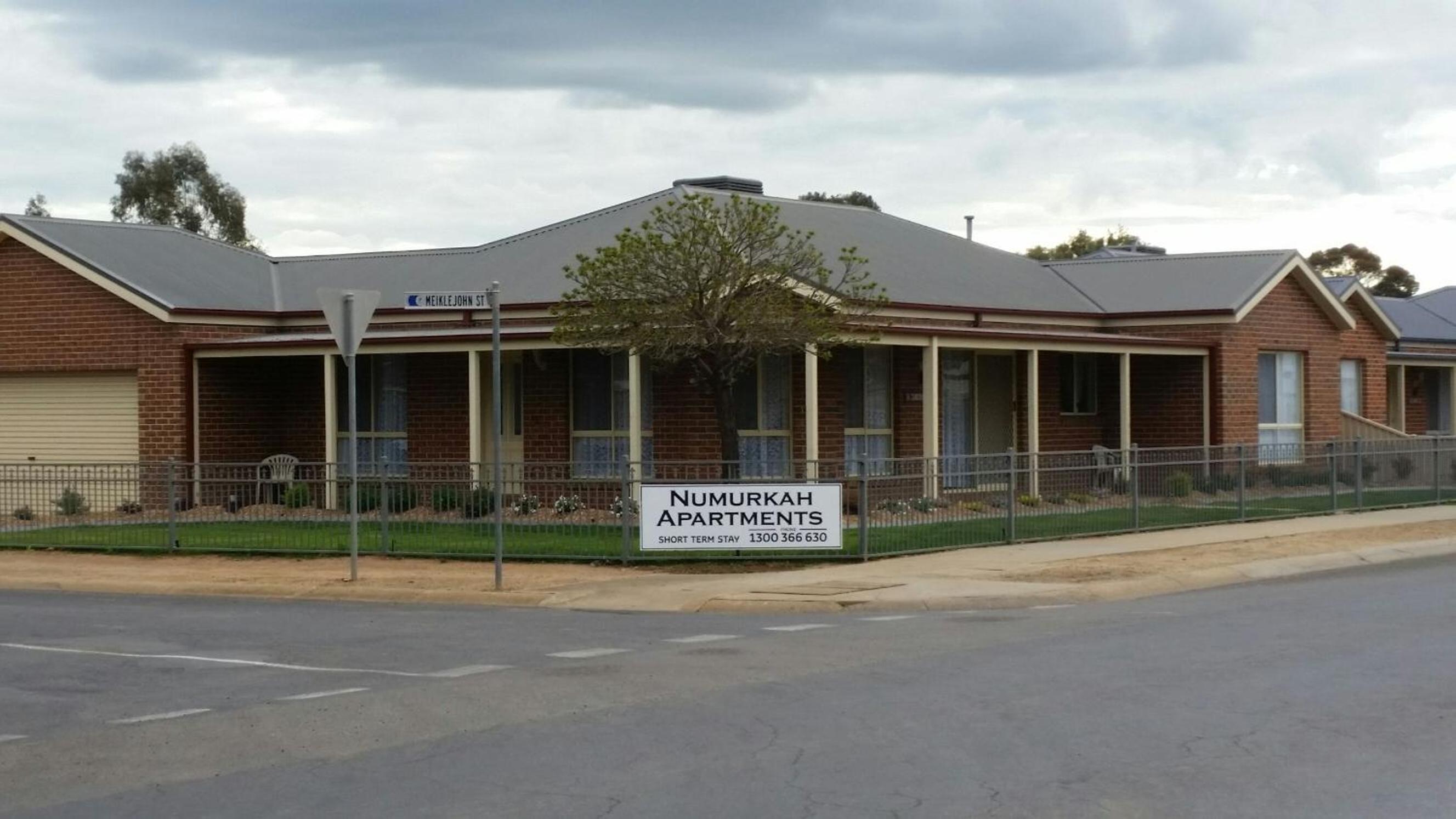 Numurkah Self Contained Apartments - The Saxton view 3
