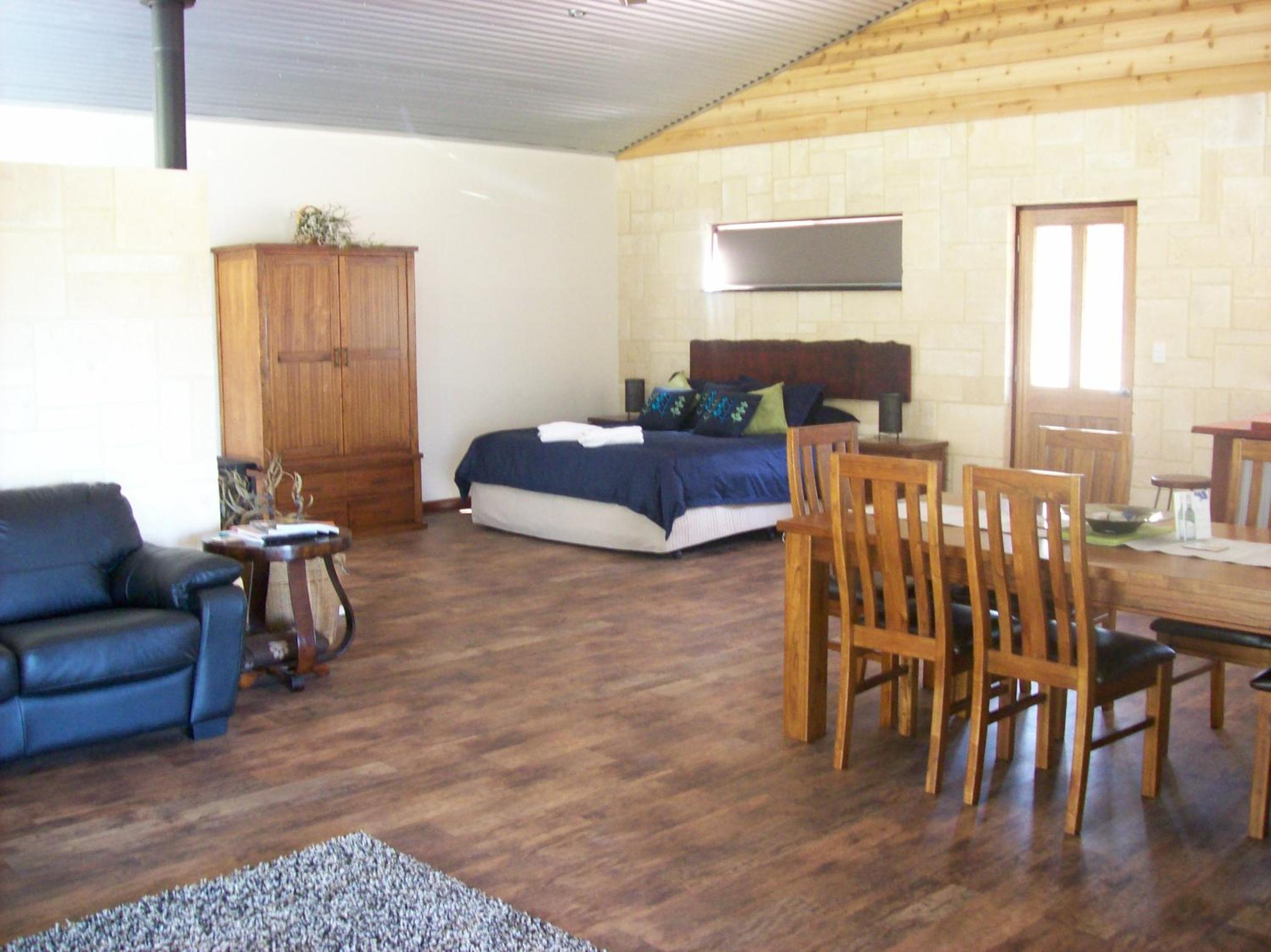 SilverSprings Spa Retreat Pet Friendly Cottages and Glampings