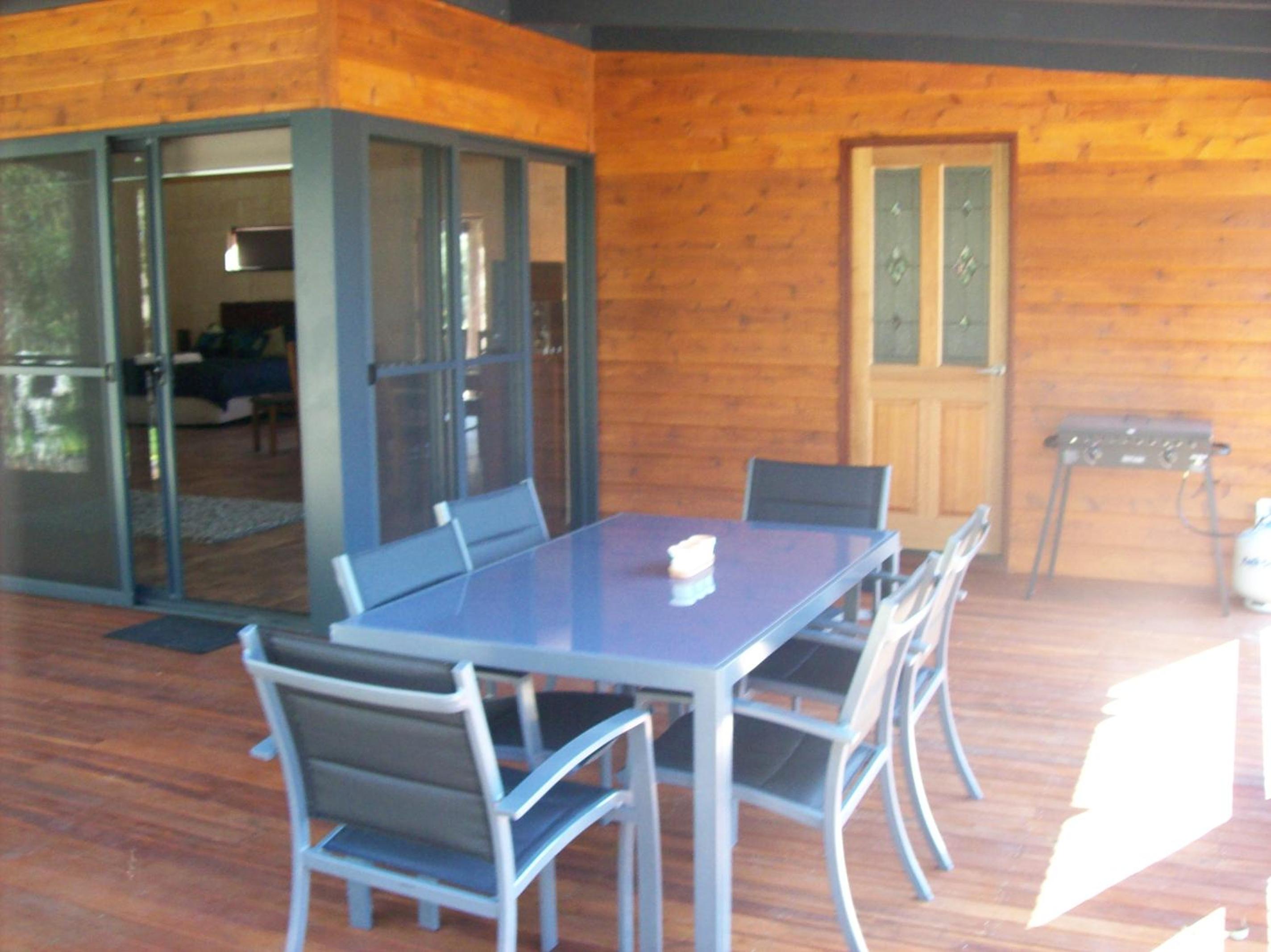 SilverSprings Spa Retreat Pet Friendly Cottages and Glampings