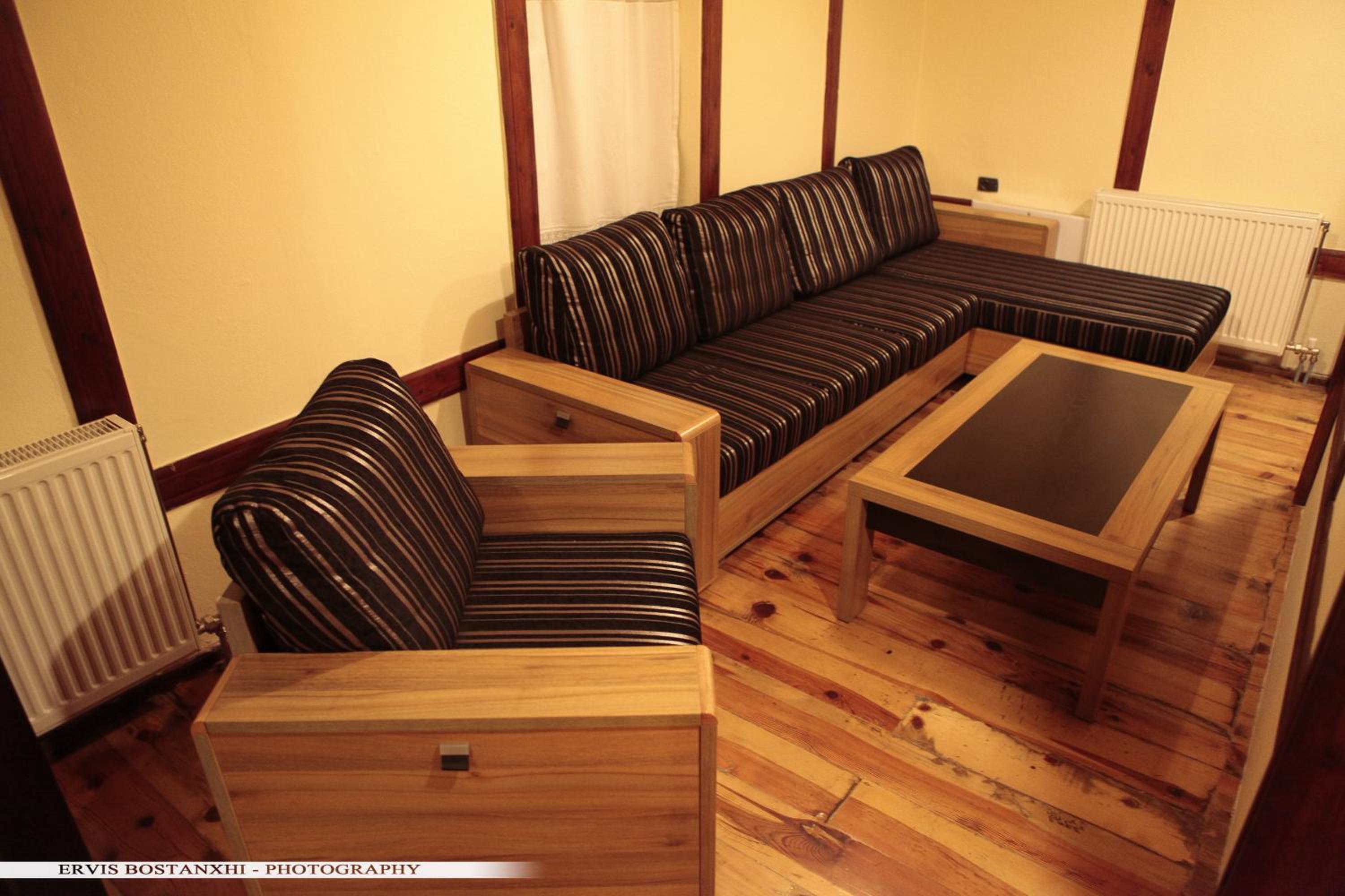 Guest House Bujtina Leon