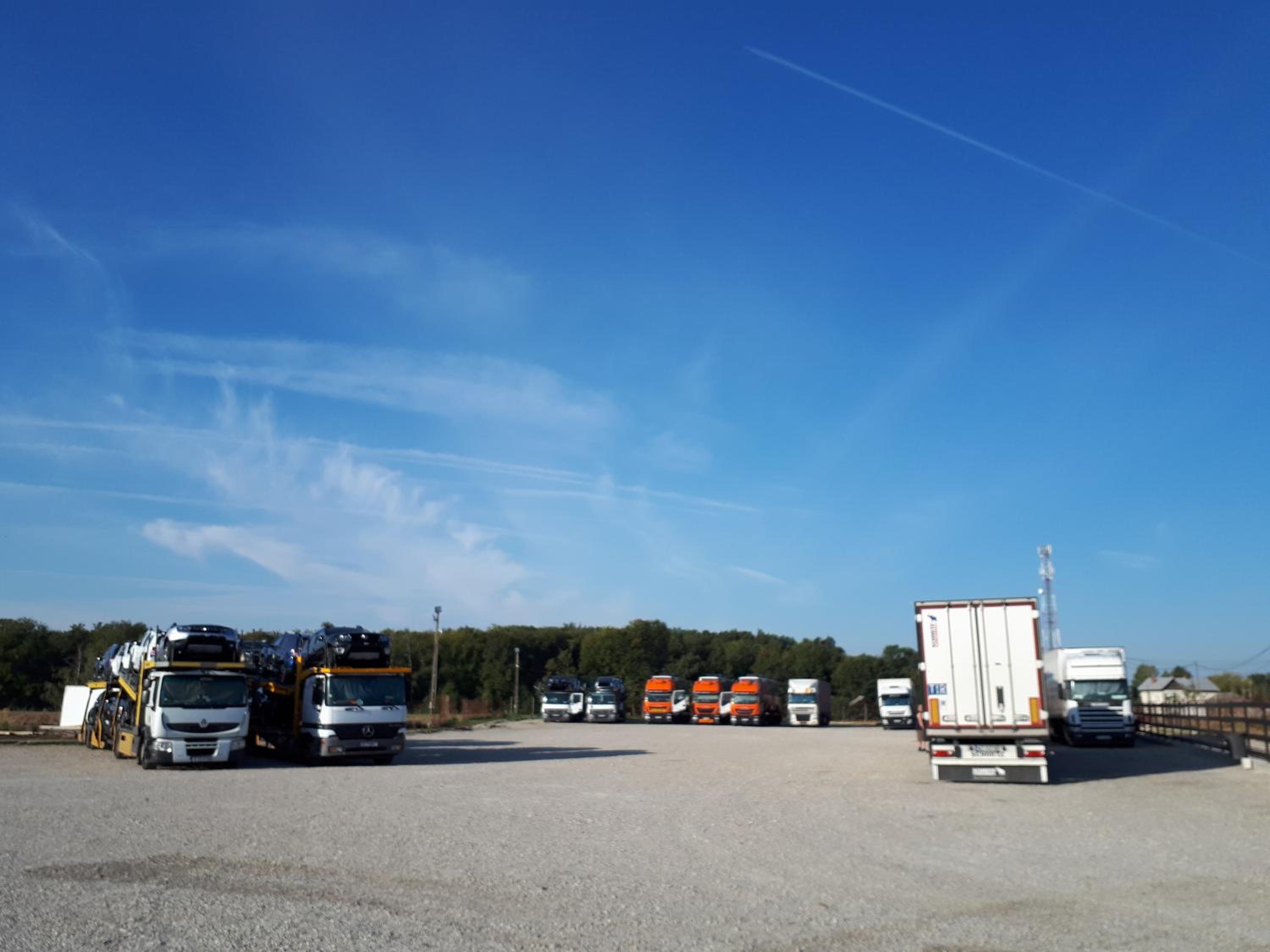 Motel Traffic view 2