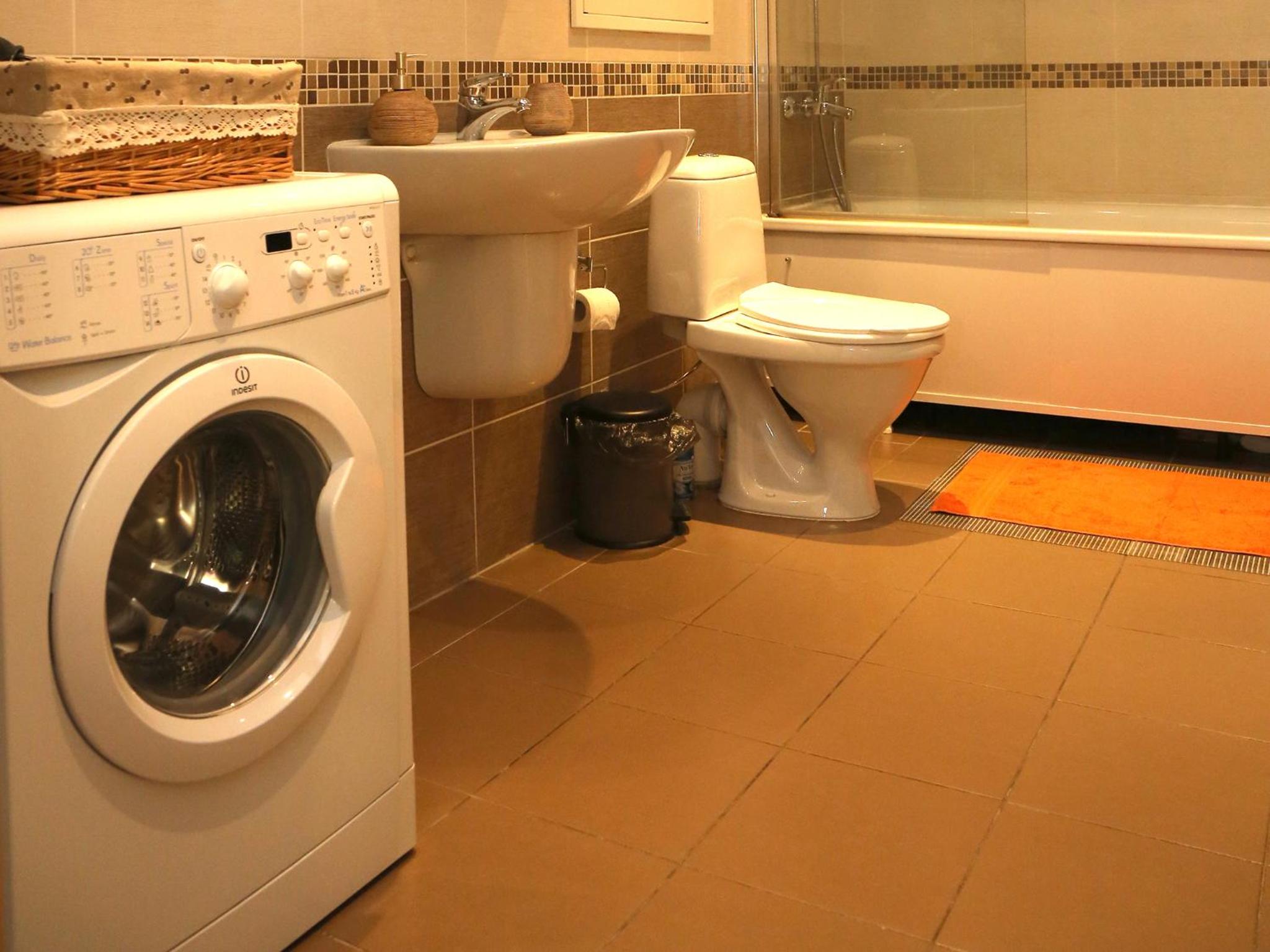 Photo 51