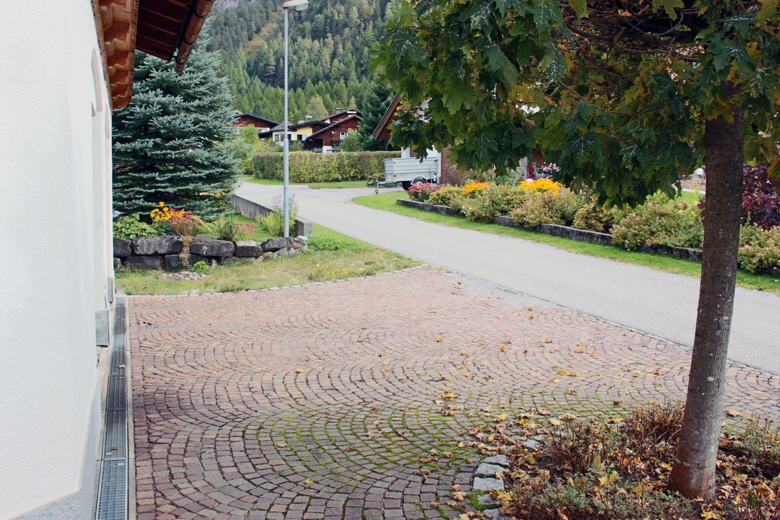 Photo 32