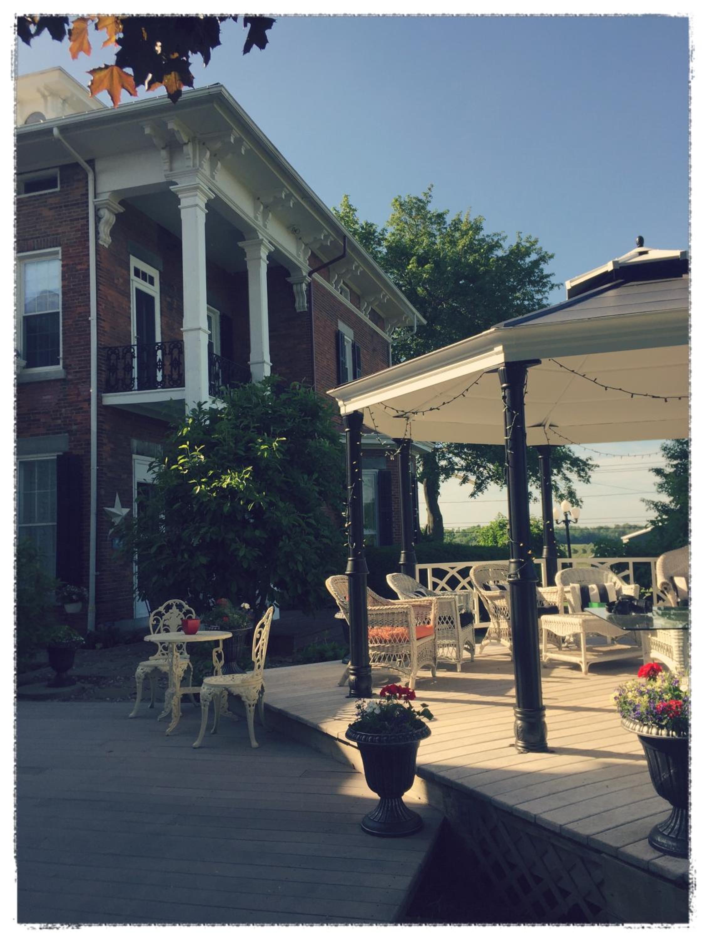 The Inn at Burnap's