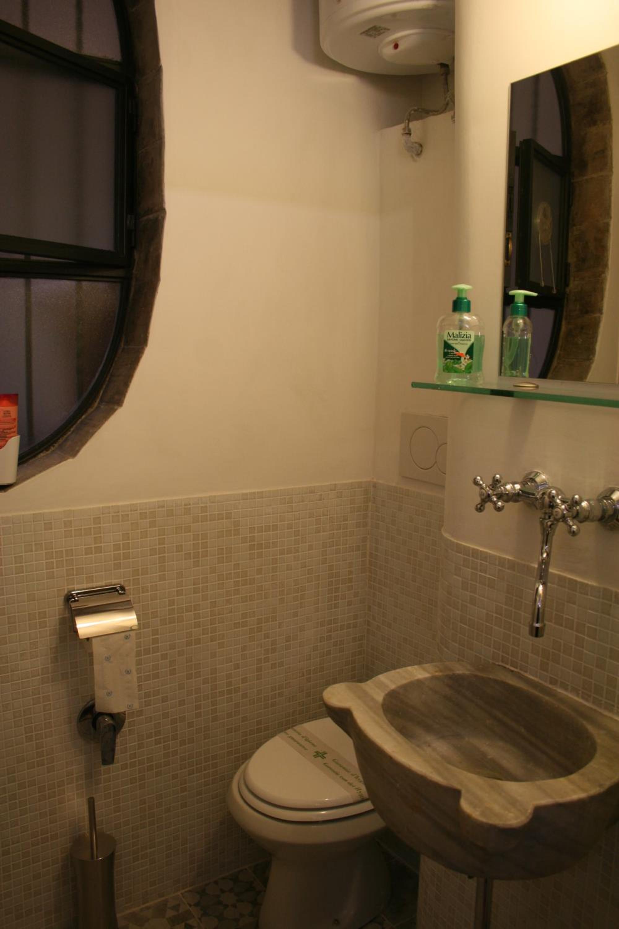 STELLA'S APARTMENT IN MONTI