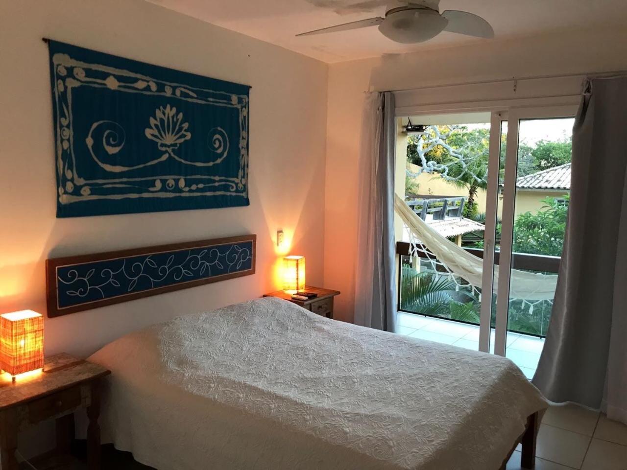 Praia da Ferradurinha Guest House