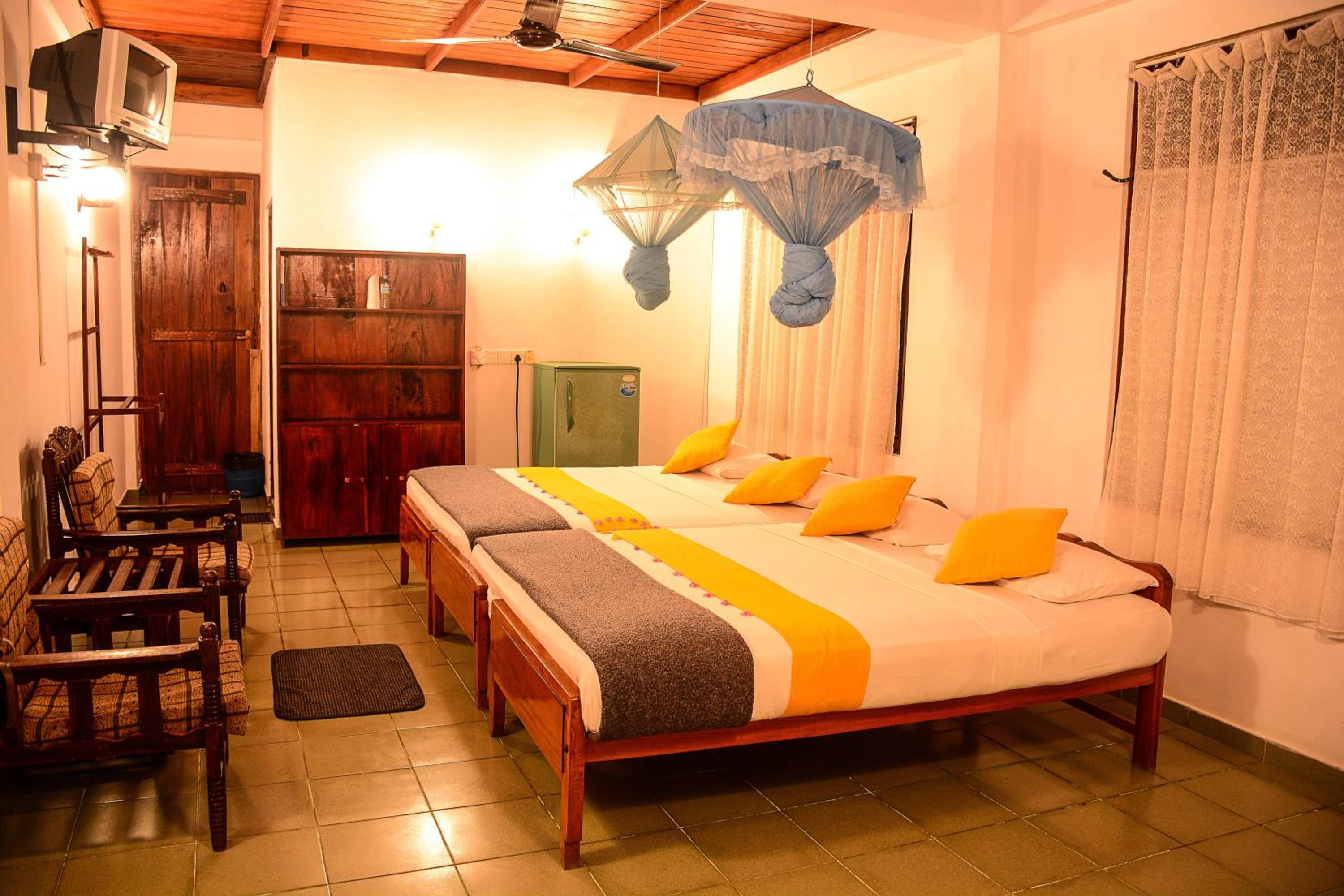Shanthi Beach Resort