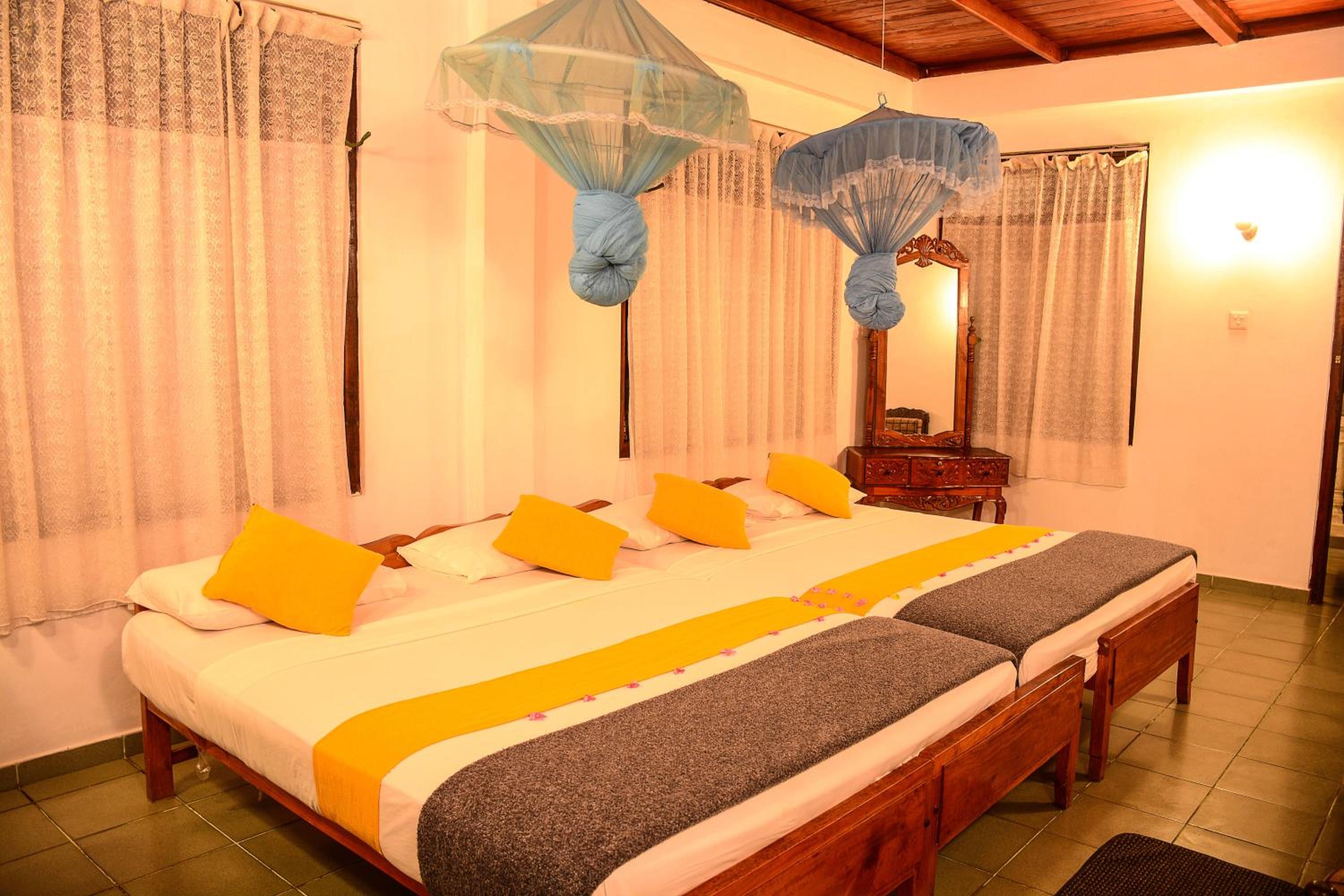 Shanthi Beach Resort