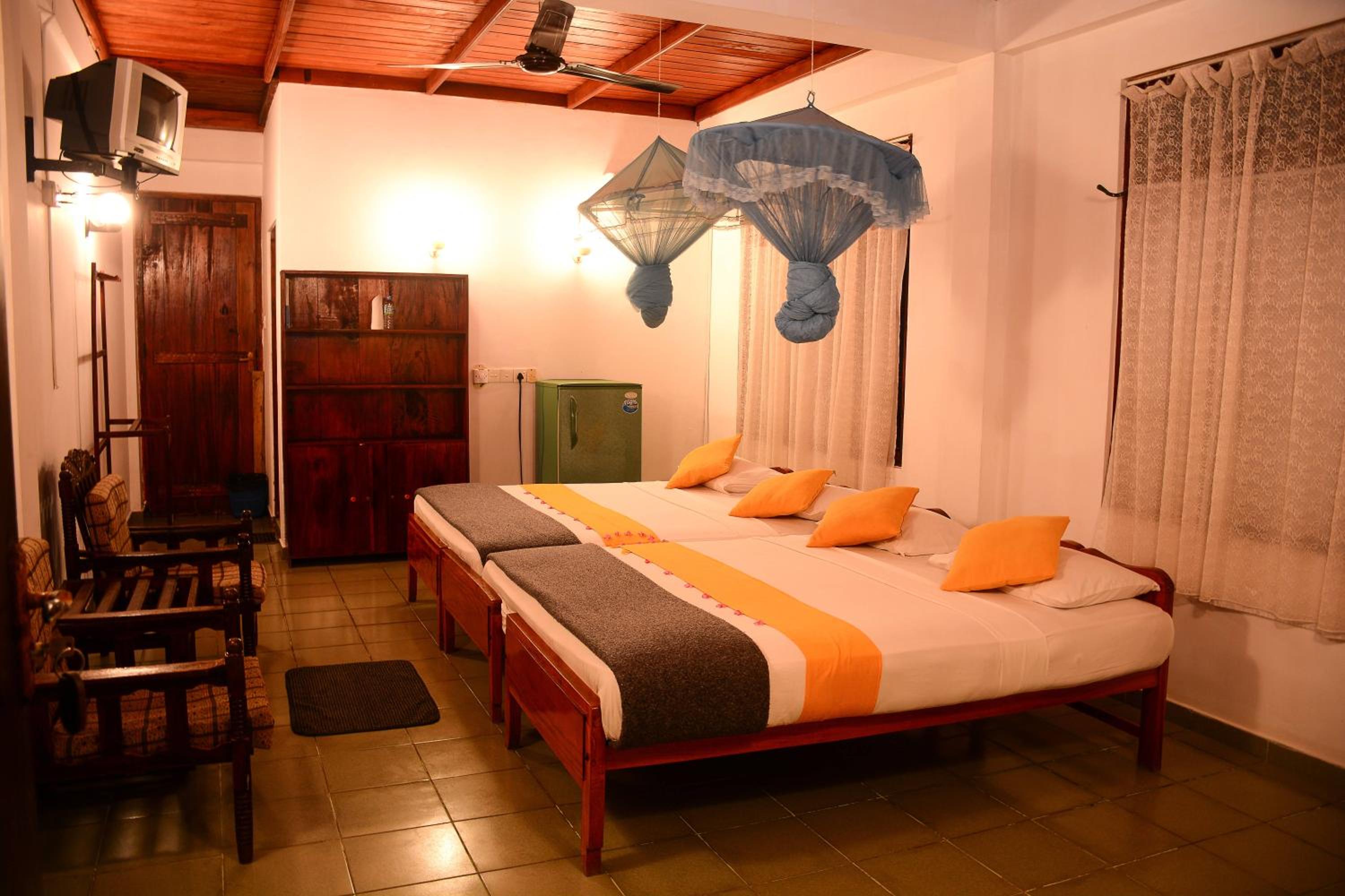 Shanthi Beach Resort