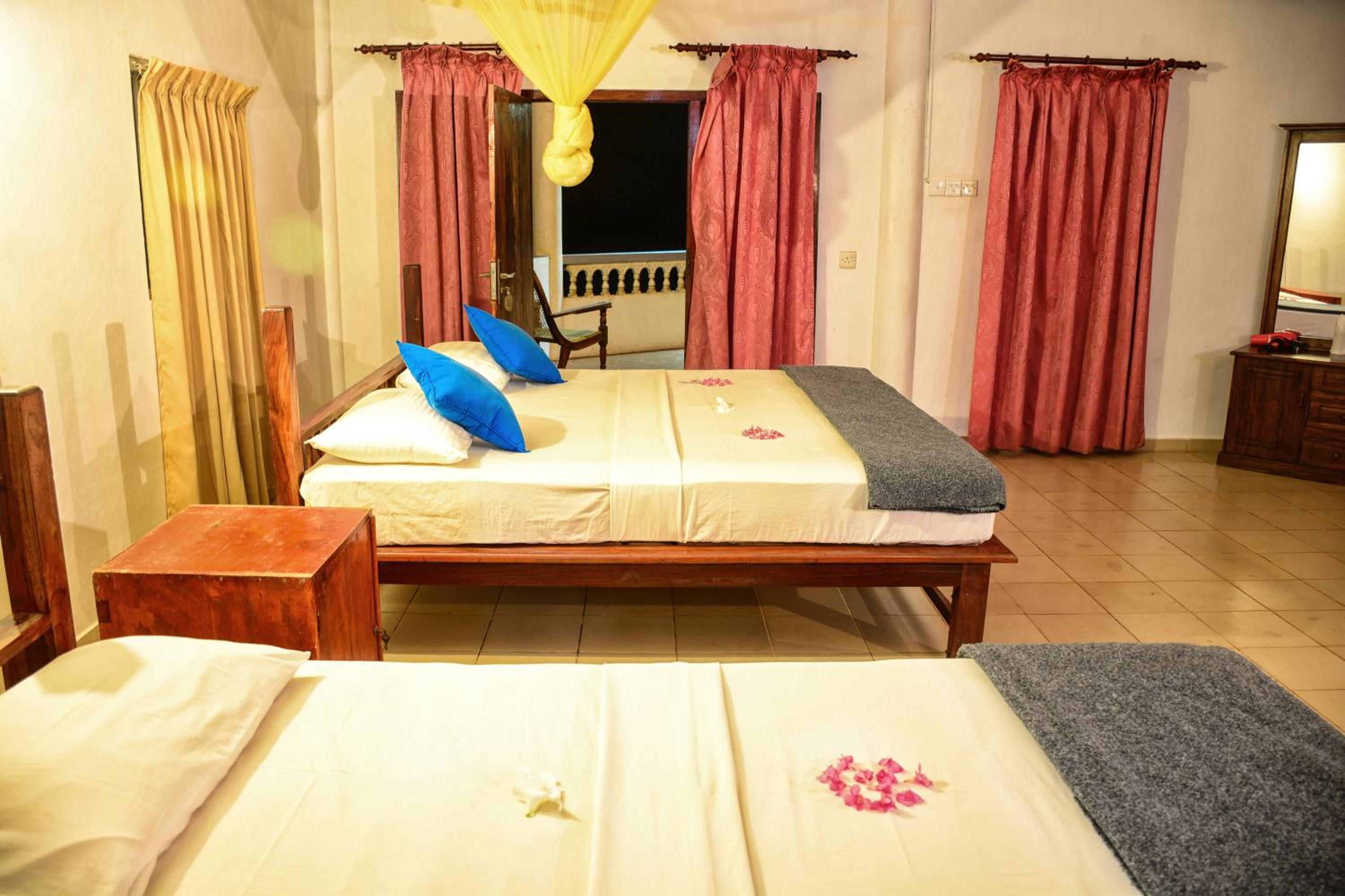 Shanthi Beach Resort