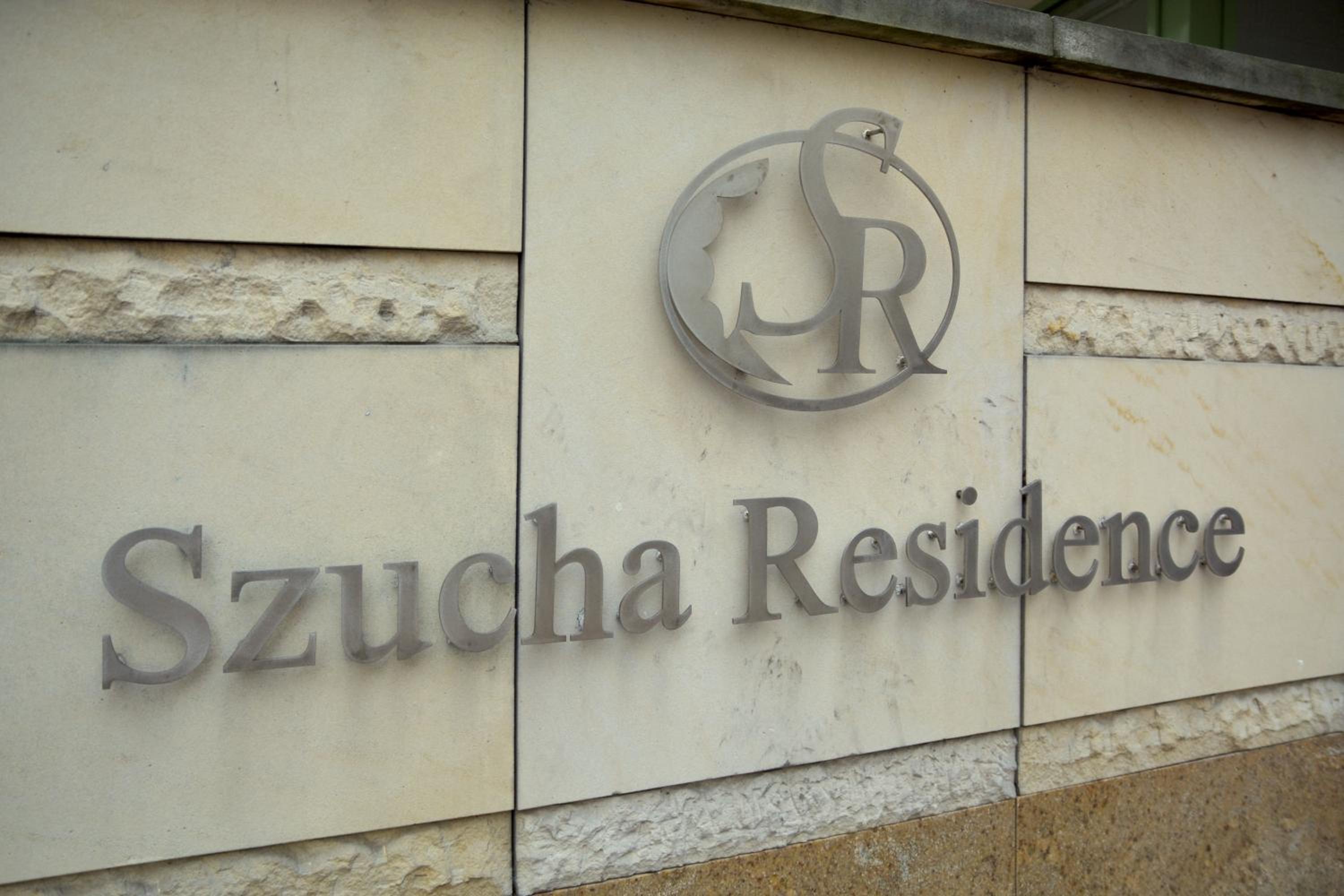 Szucha Apartments