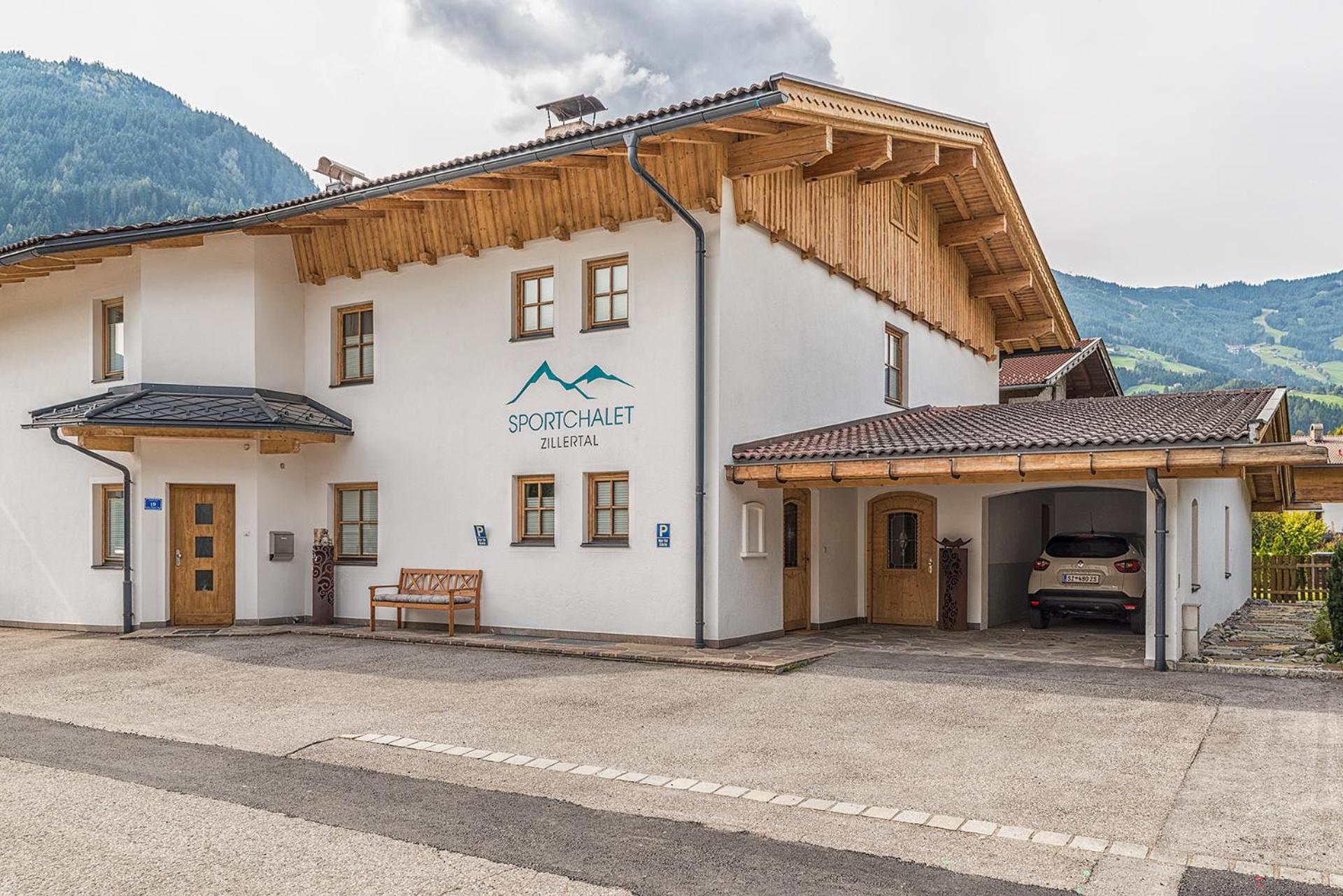 Sportchalet Zillertal view 3