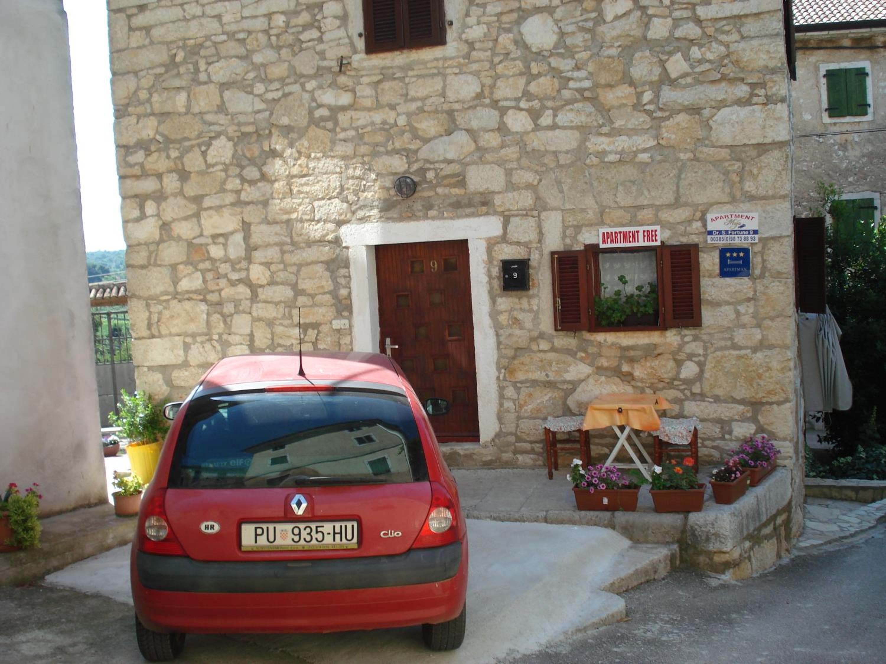 Maja Apartment