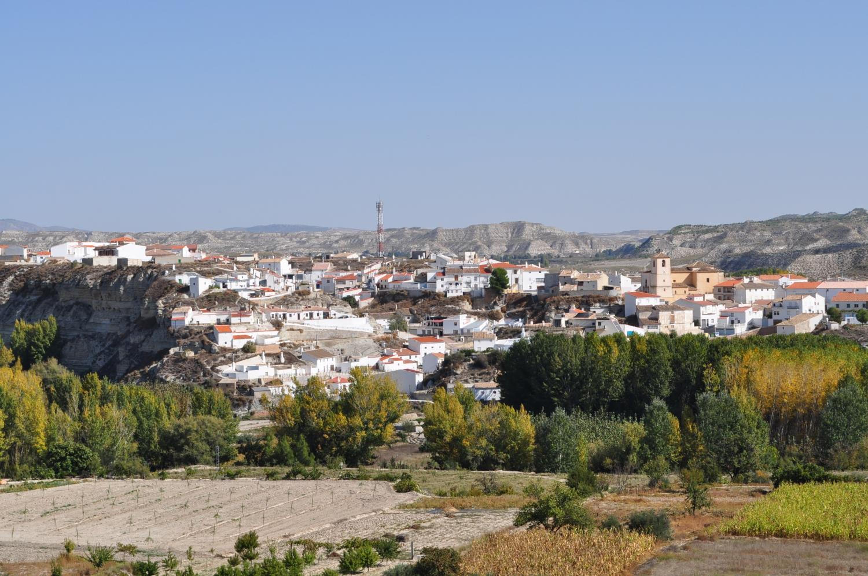 Cuevas Al Qulayat view 4