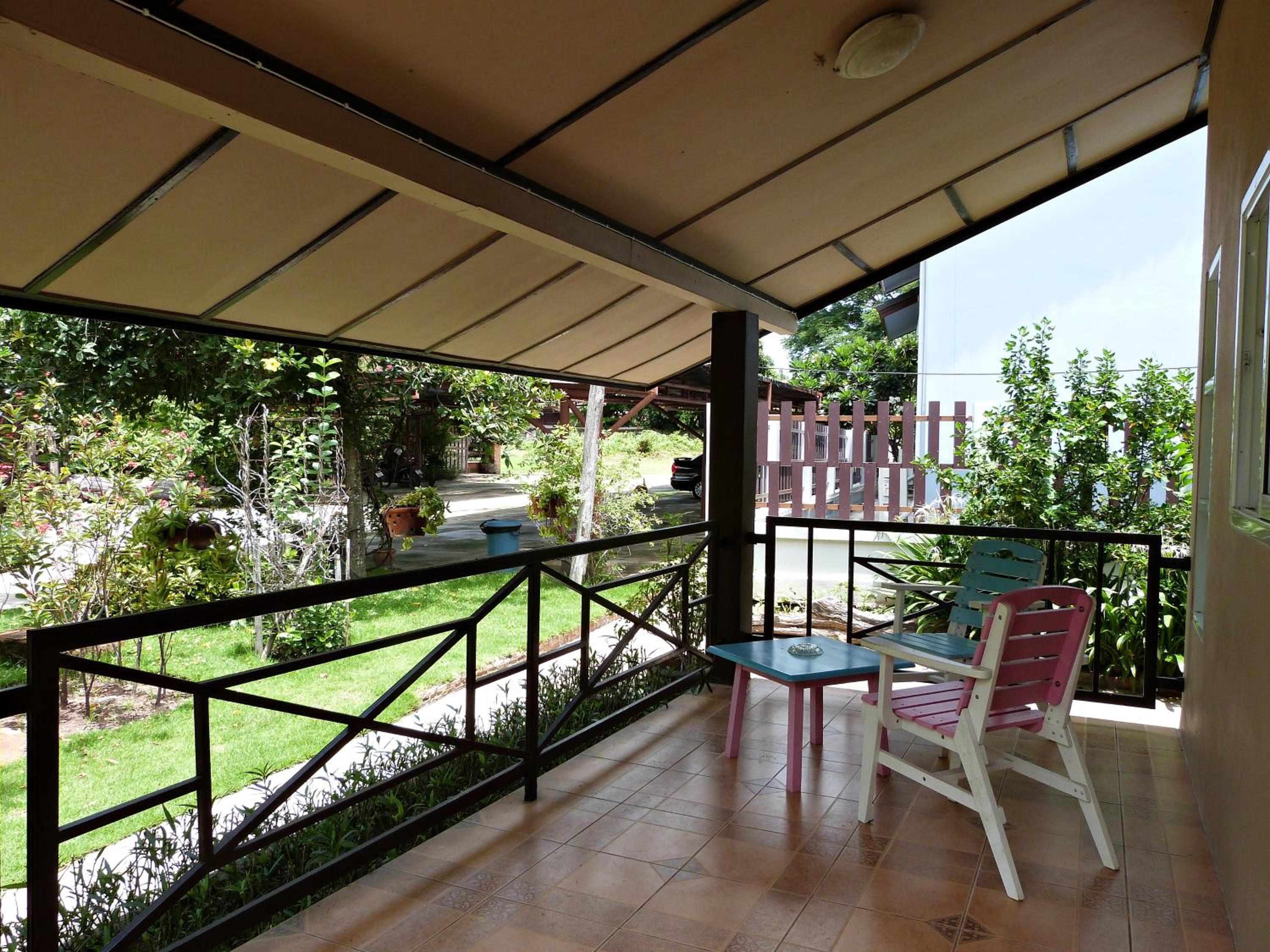 Photo 7
