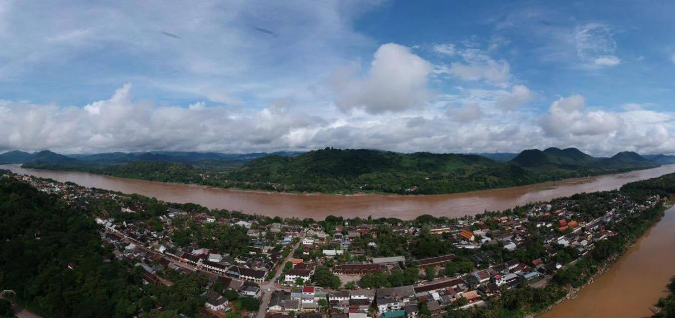 Luang Prabang Golden Lotus Villa River View view 5