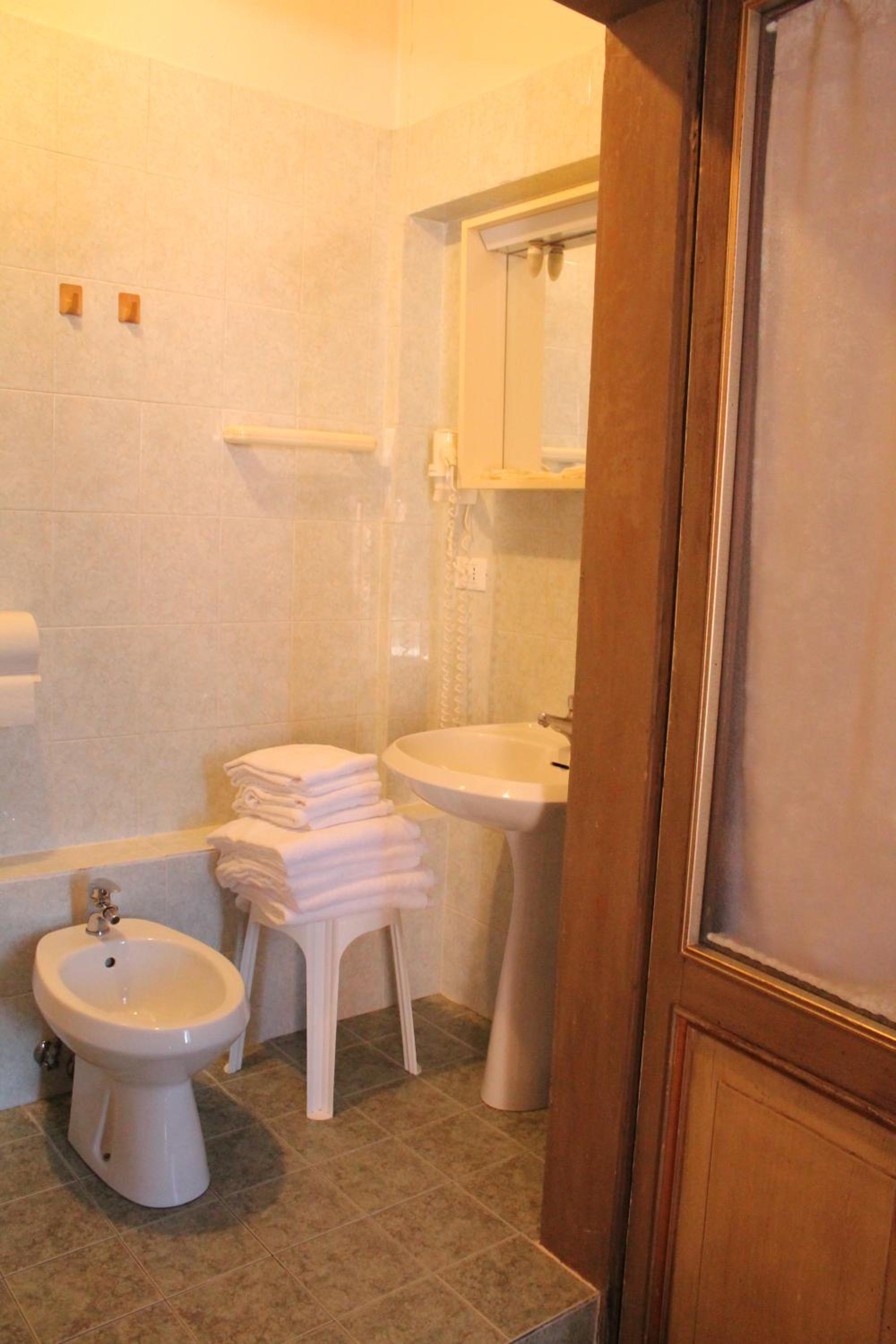 Palazzo Lion Morosini - Check in presso Locanda Ai Santi Apostoli
