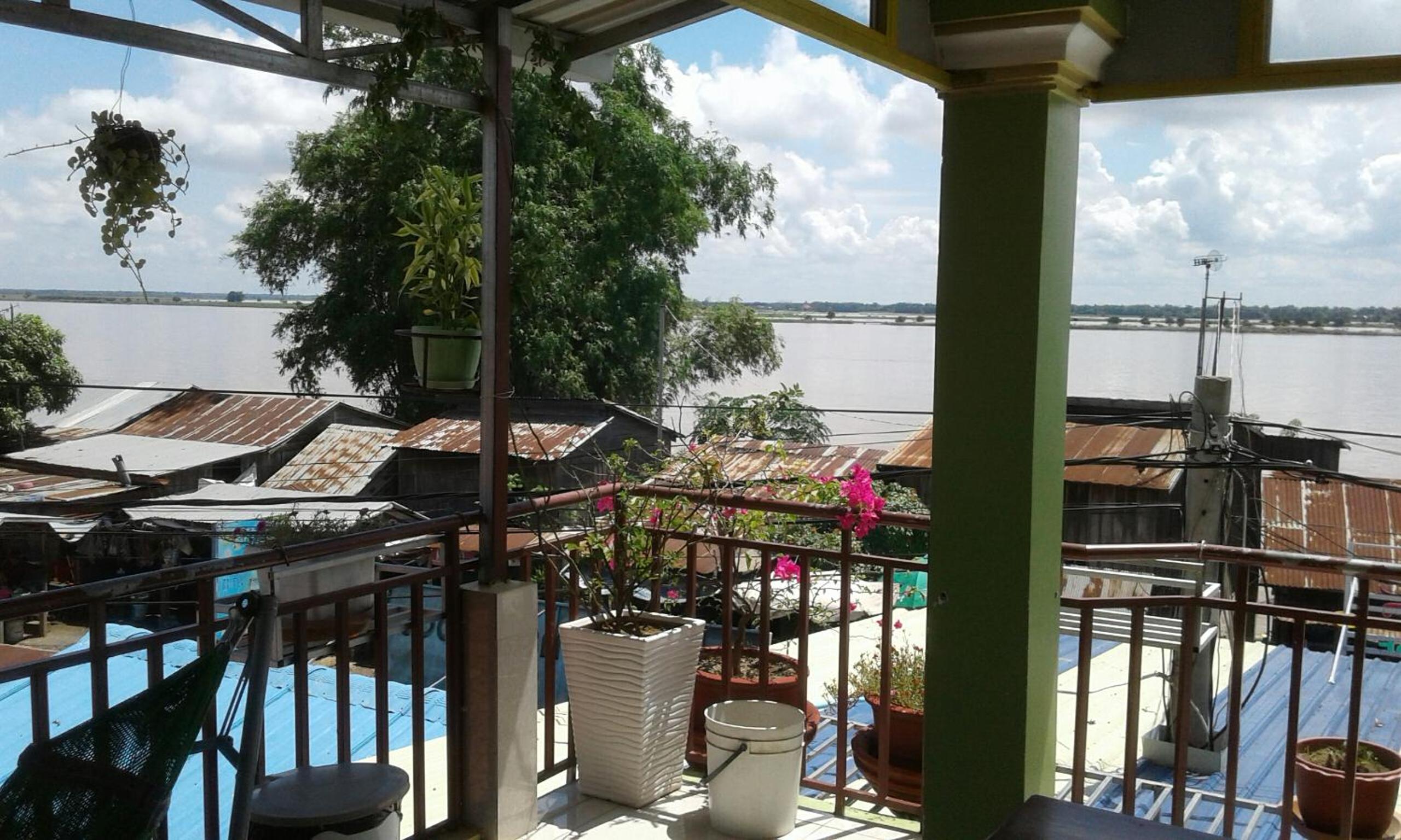 Phalla Riverside