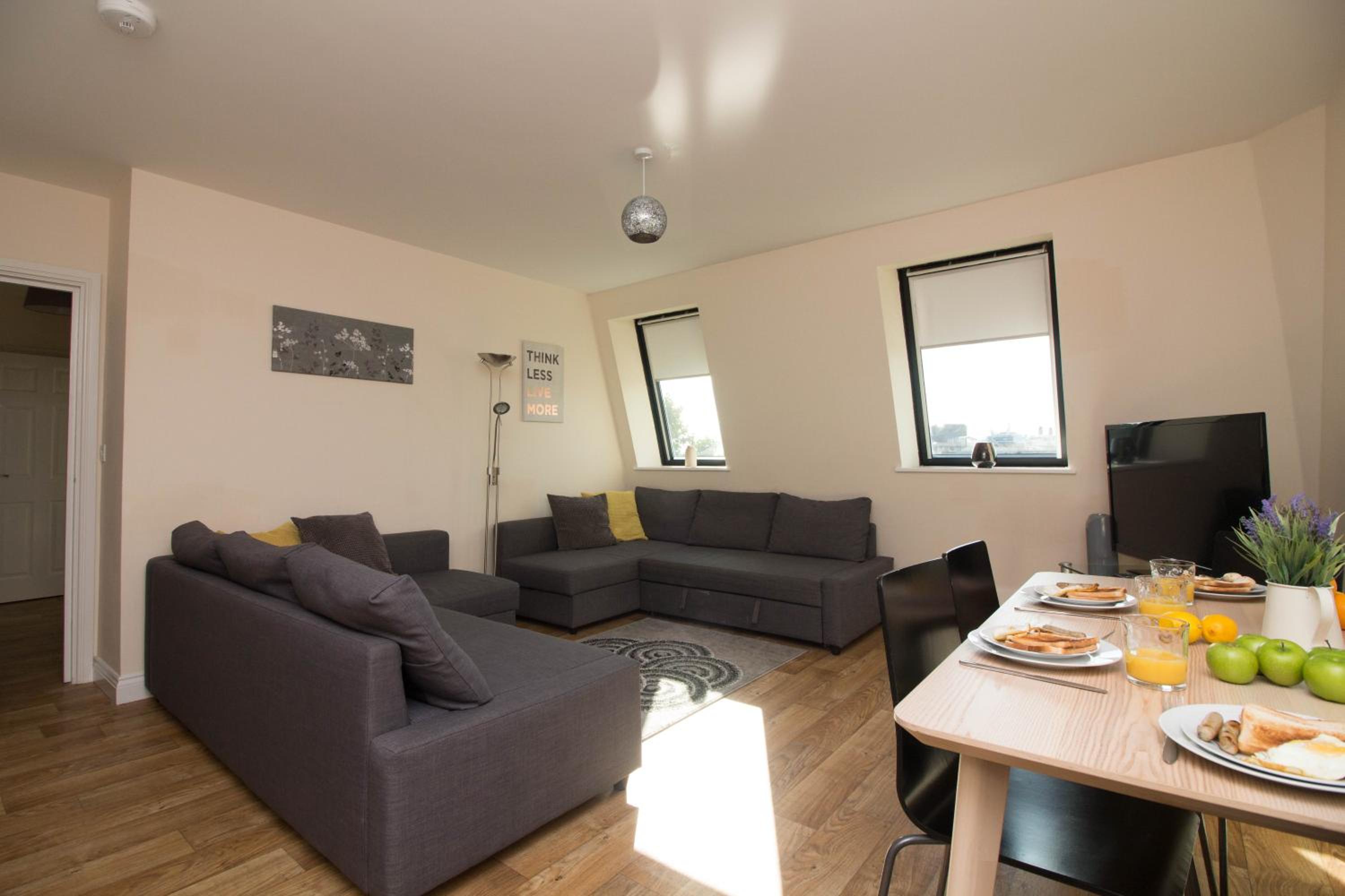 Castle Point Apartments Southampton Premier Lodge