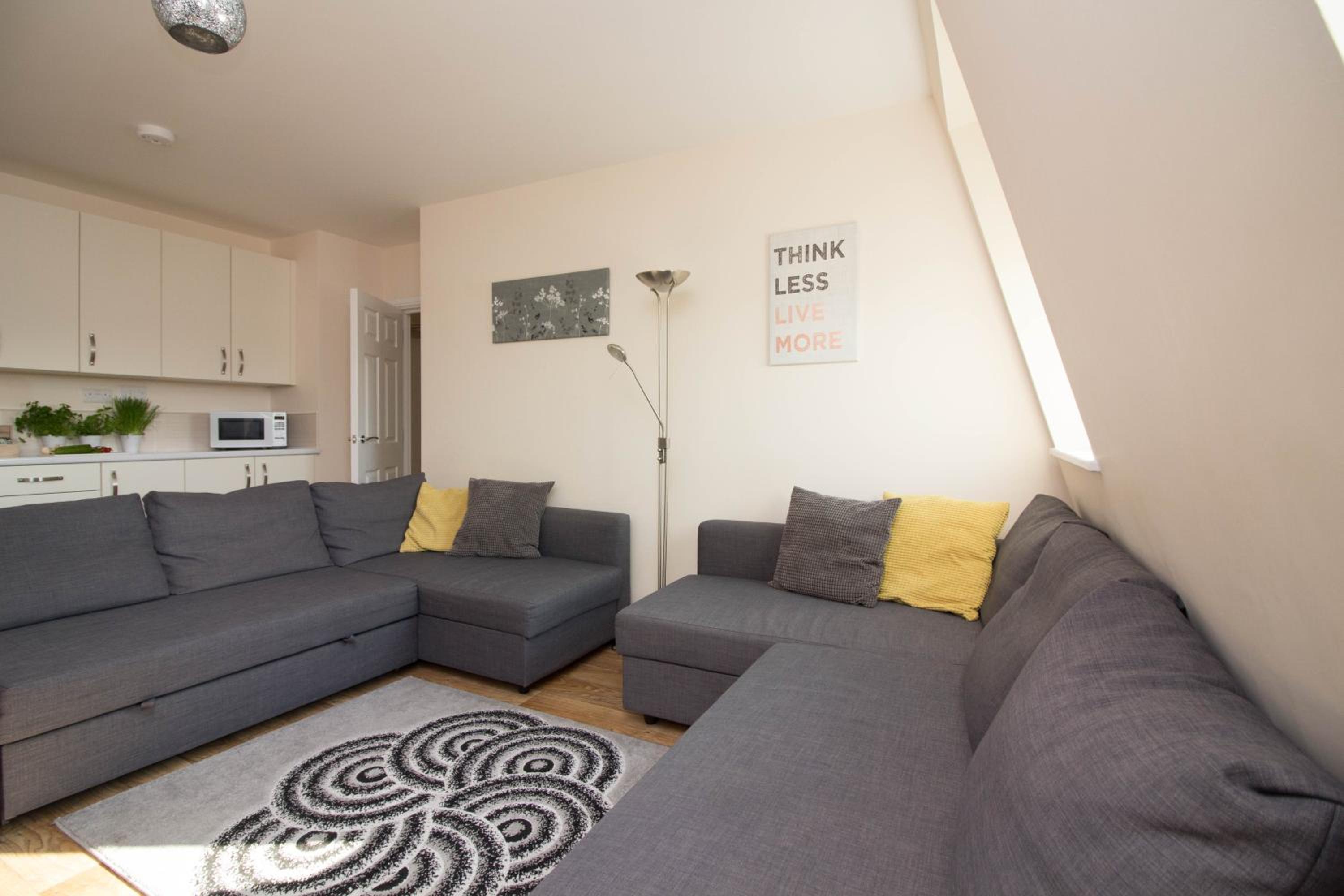 Castle Point Apartments Southampton Premier Lodge