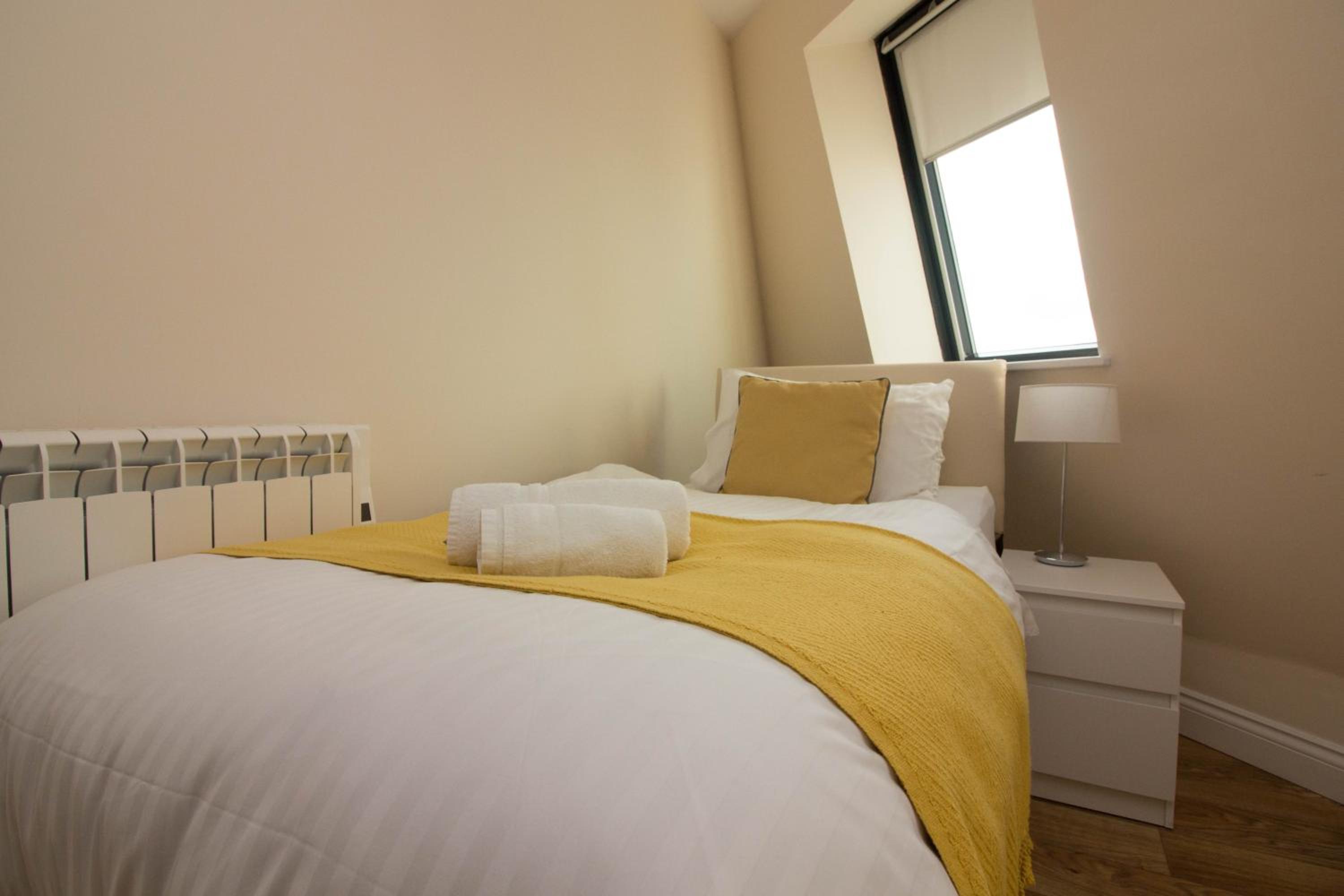 Castle Point Apartments Southampton Premier Lodge