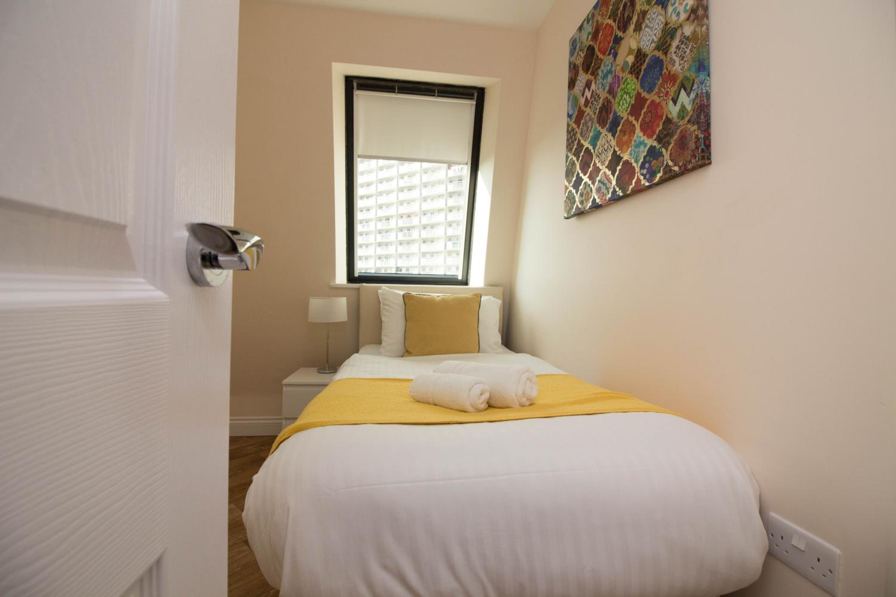 Castle Point Apartments Southampton Premier Lodge