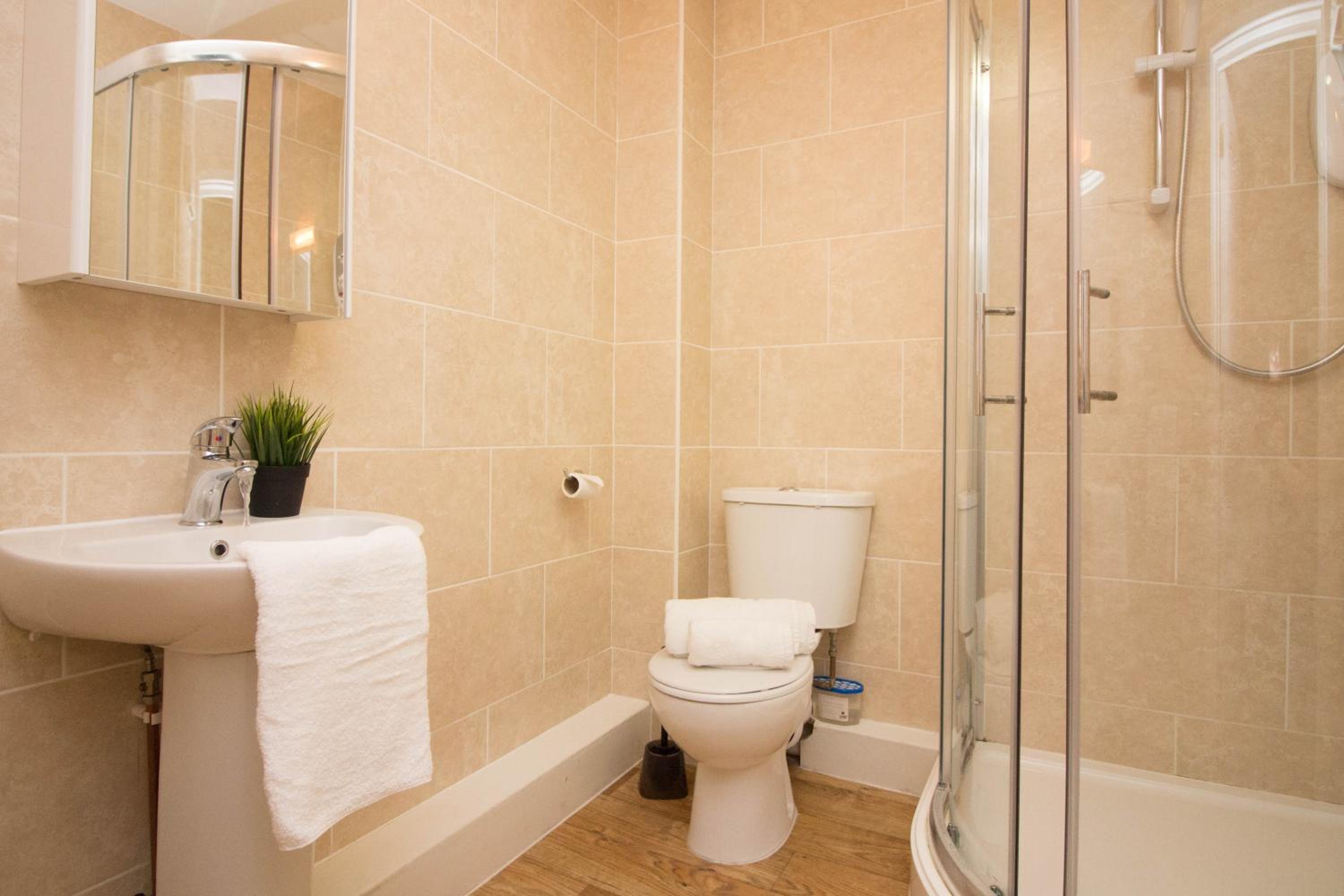 Castle Point Apartments Southampton Premier Lodge