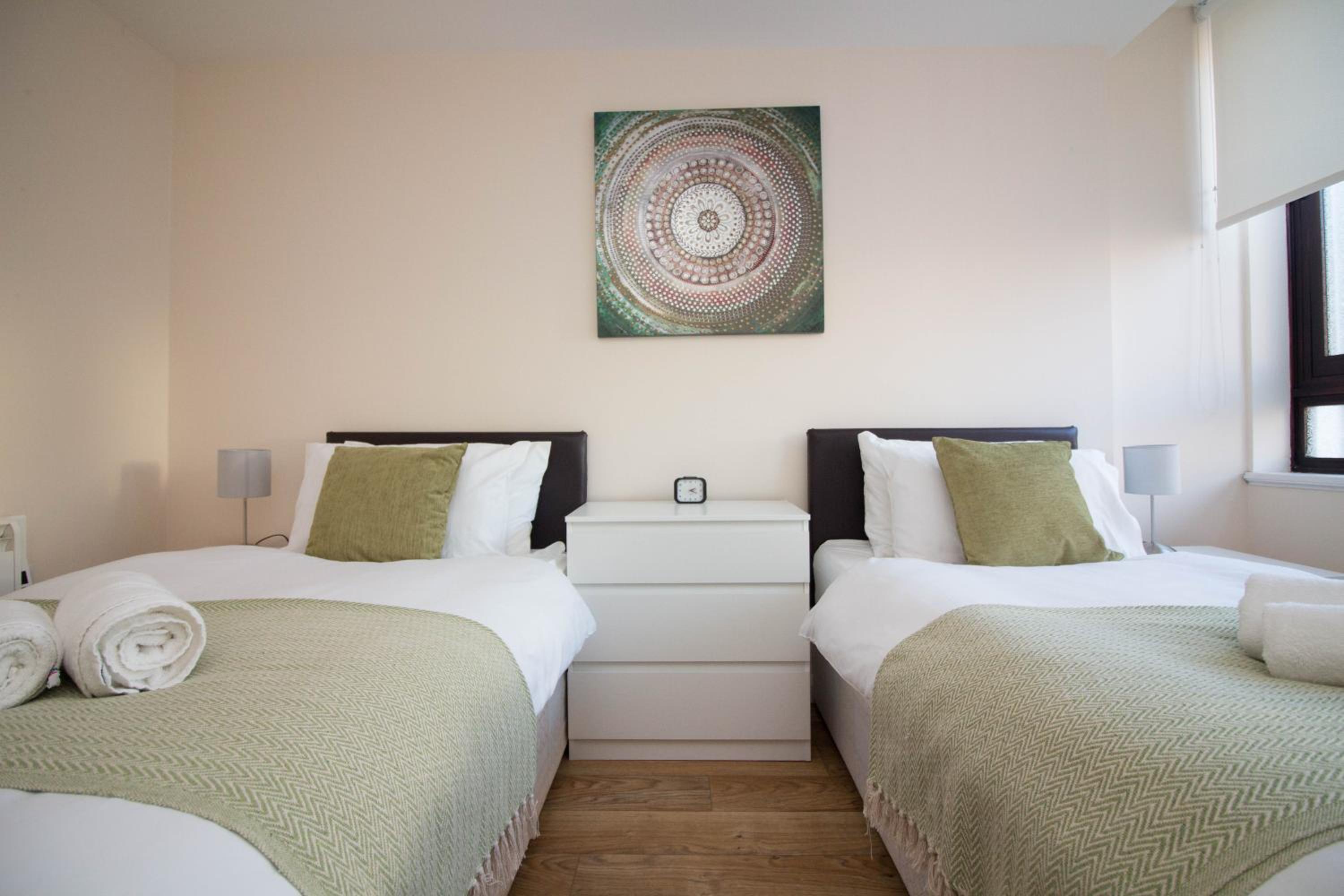 Castle Point Apartments Southampton Premier Lodge