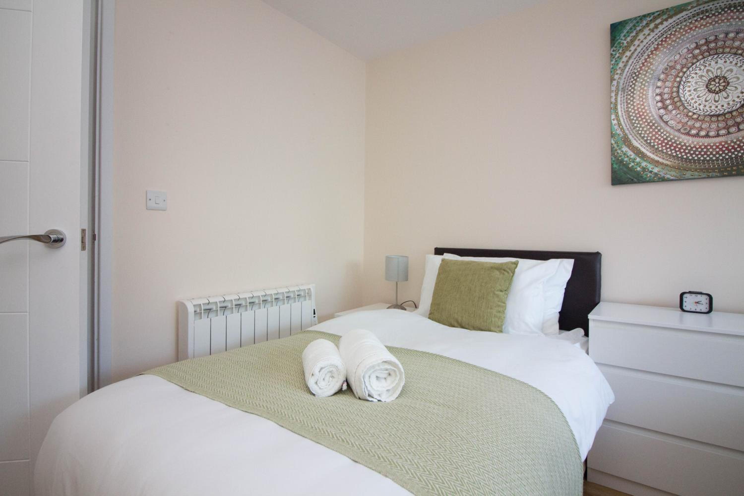 Castle Point Apartments Southampton Premier Lodge