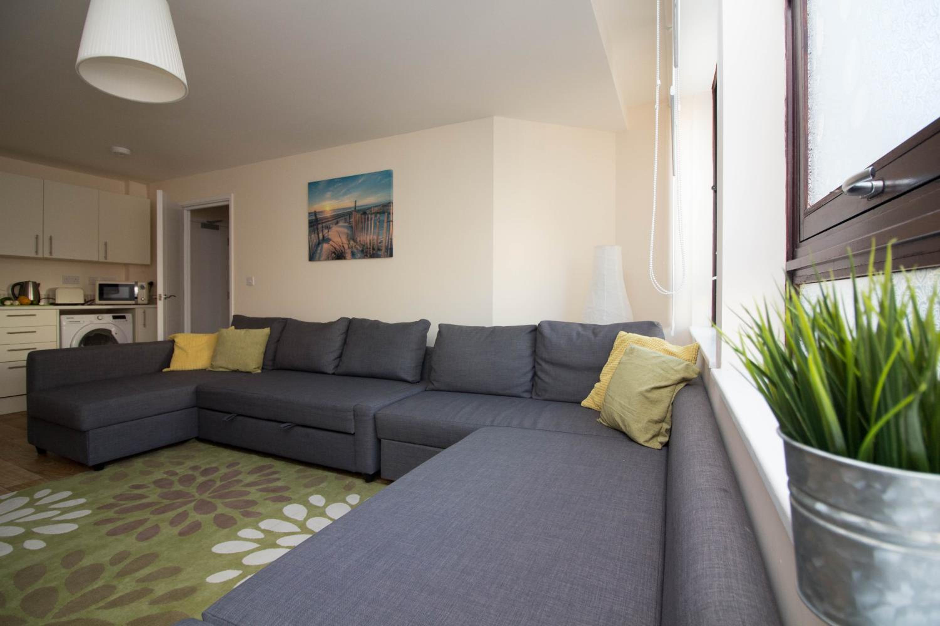 Castle Point Apartments Southampton Premier Lodge