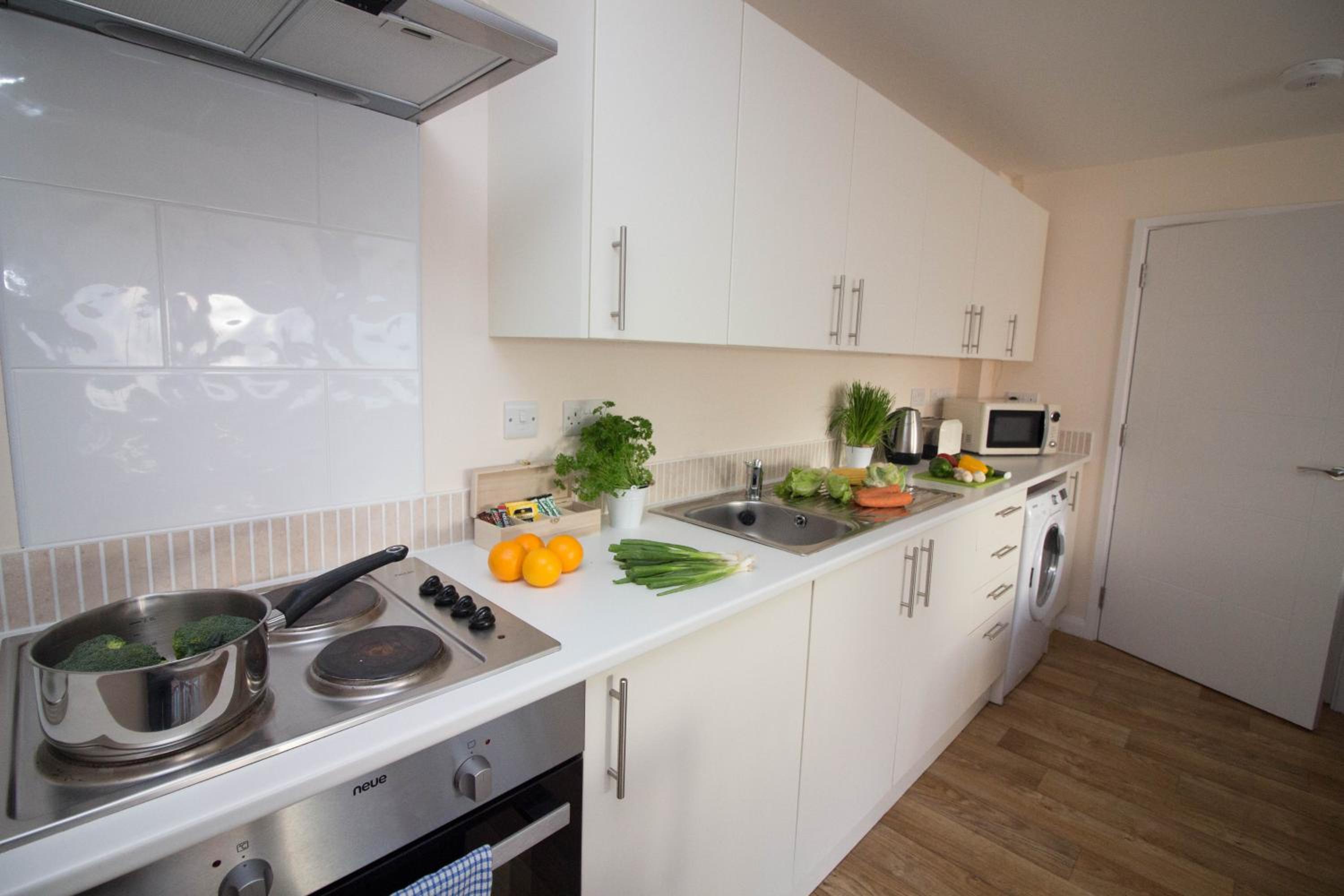 Castle Point Apartments Southampton Premier Lodge