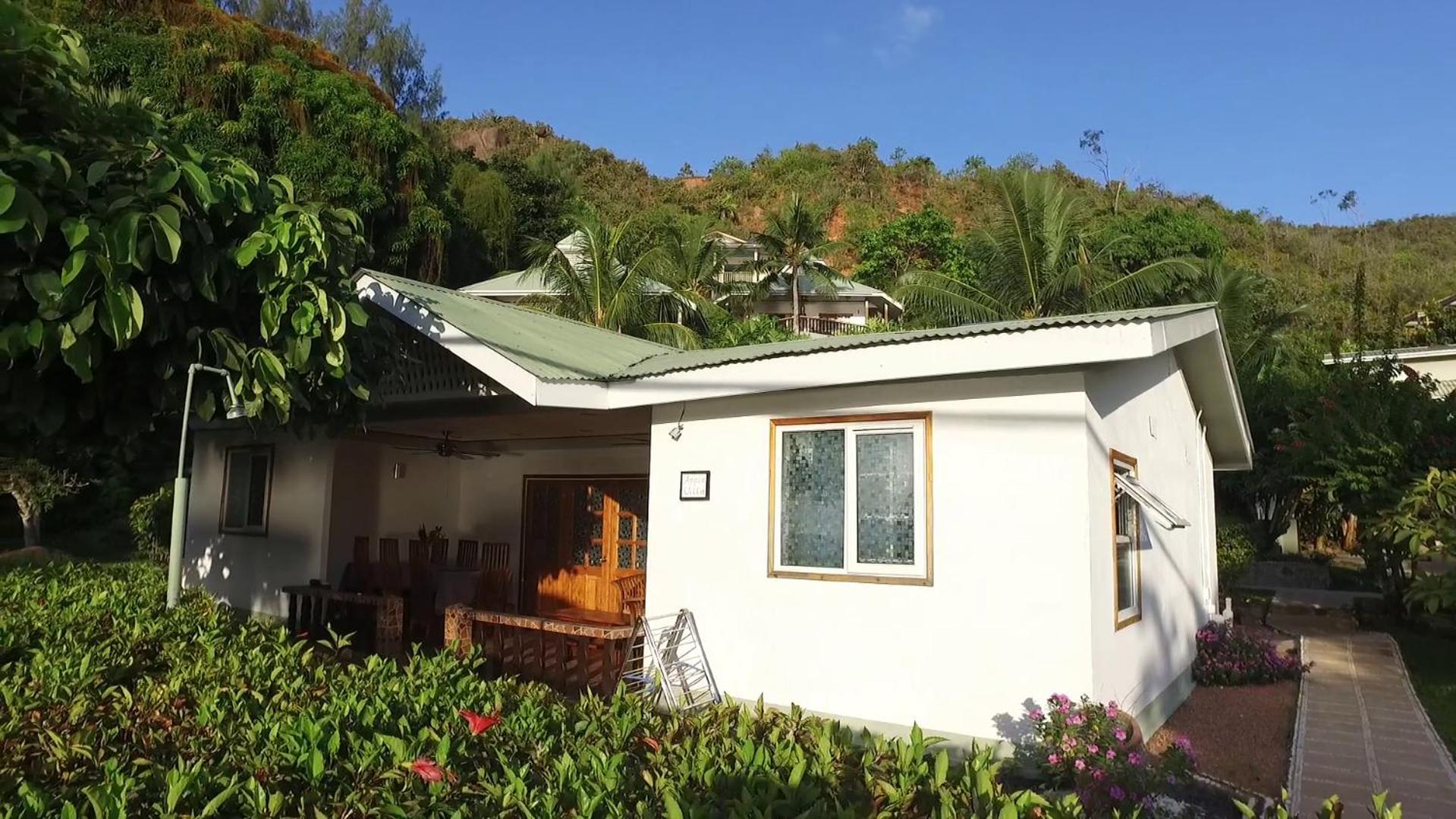 Sea View Lodge