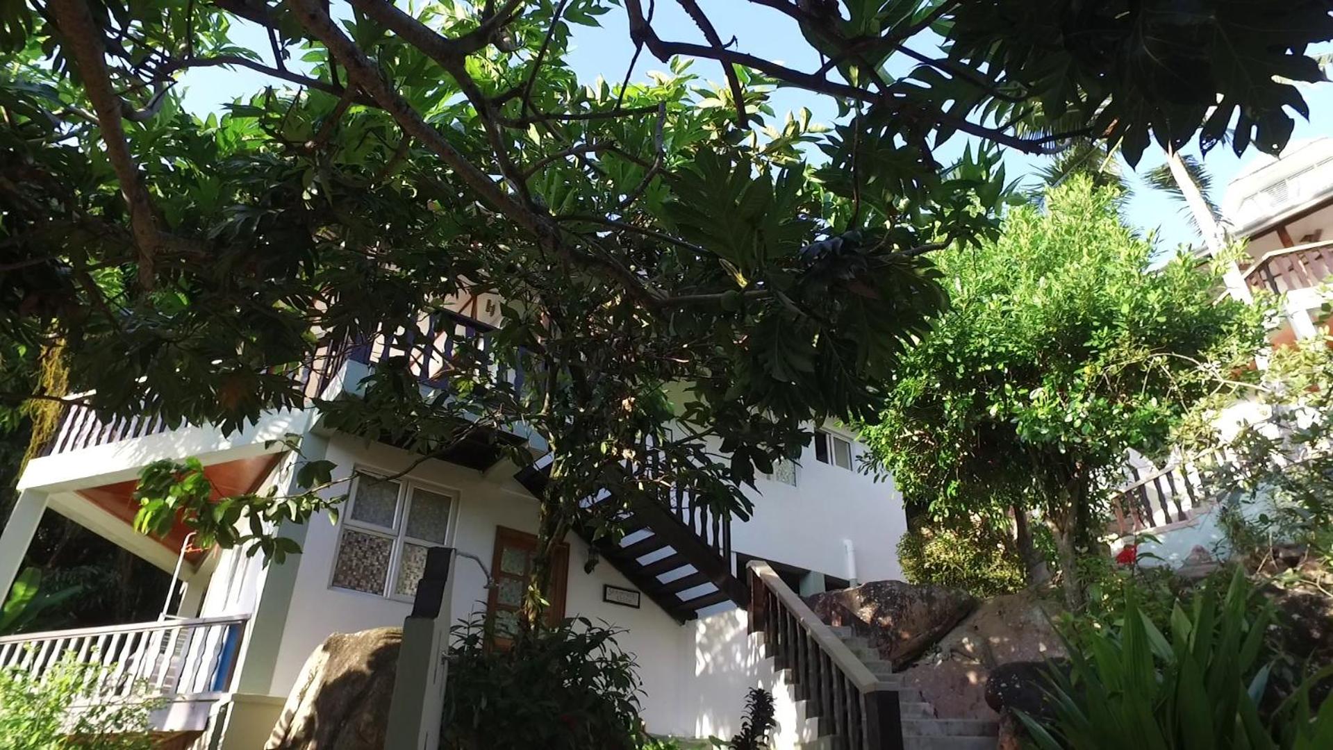 Sea View Lodge