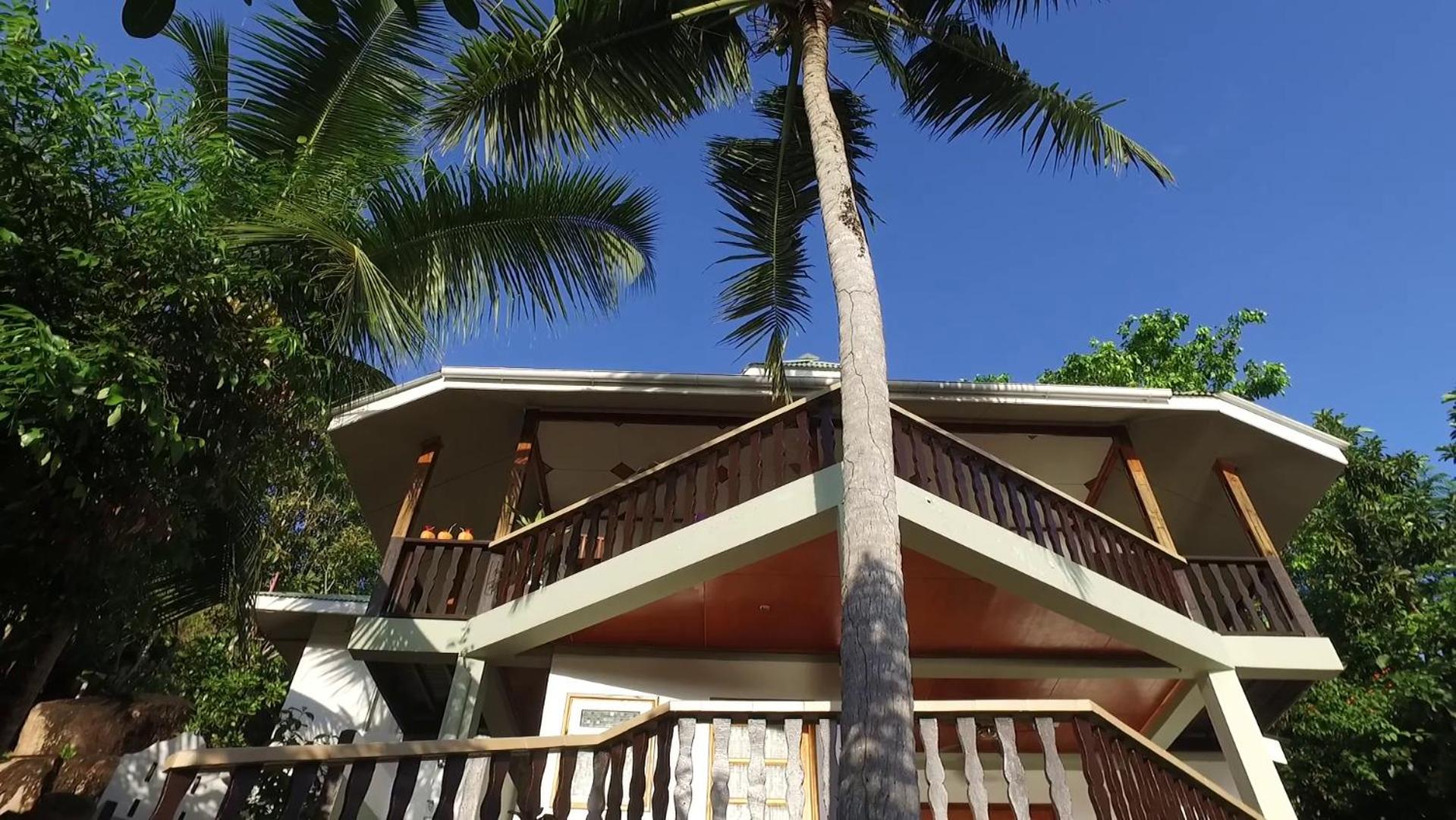 Sea View Lodge