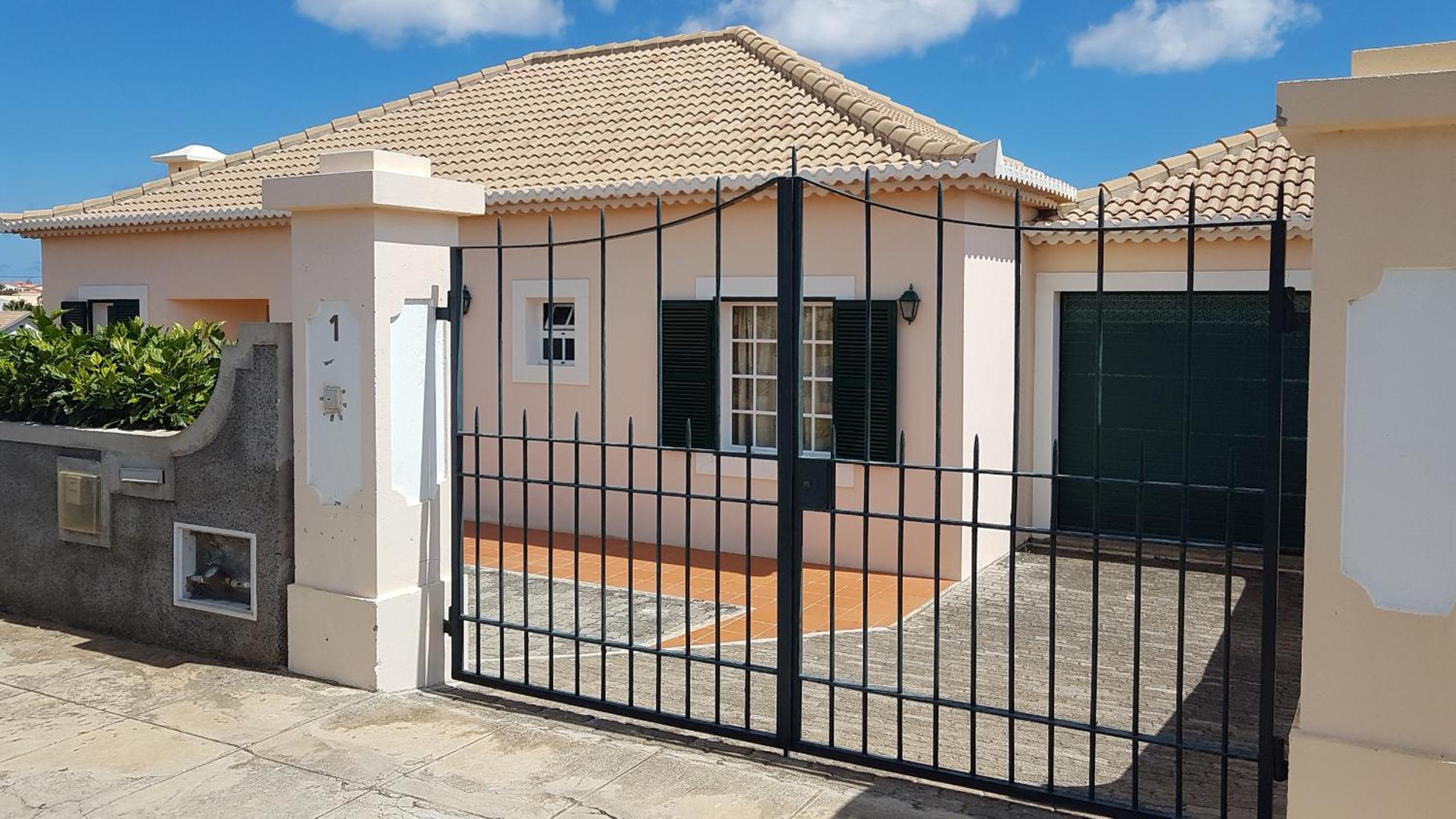 Porto Santo Vacations - Casa do Cisne - Property Image 12