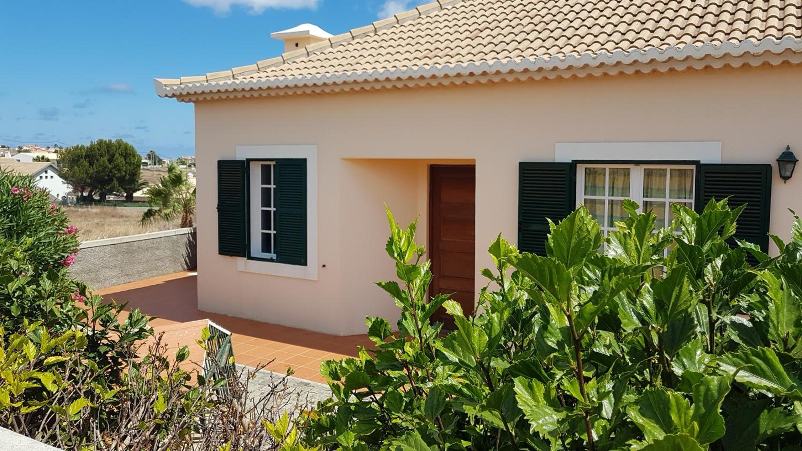 Porto Santo Vacations - Casa do Cisne - Property Image 1