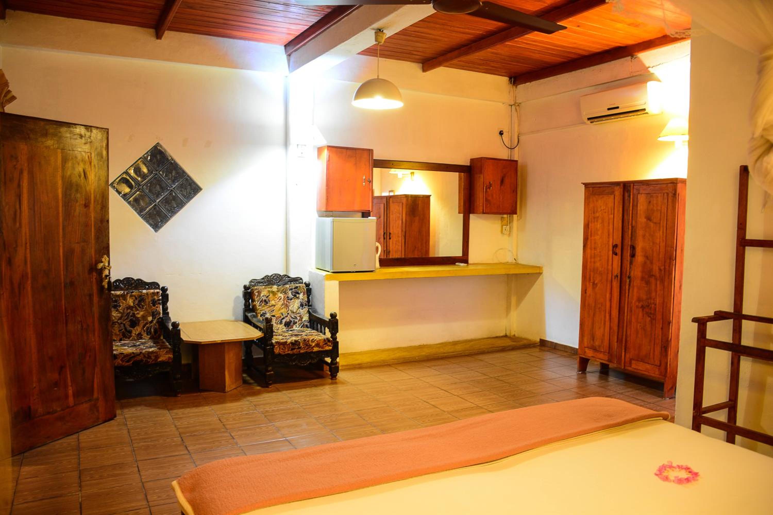 Shanthi Beach Resort