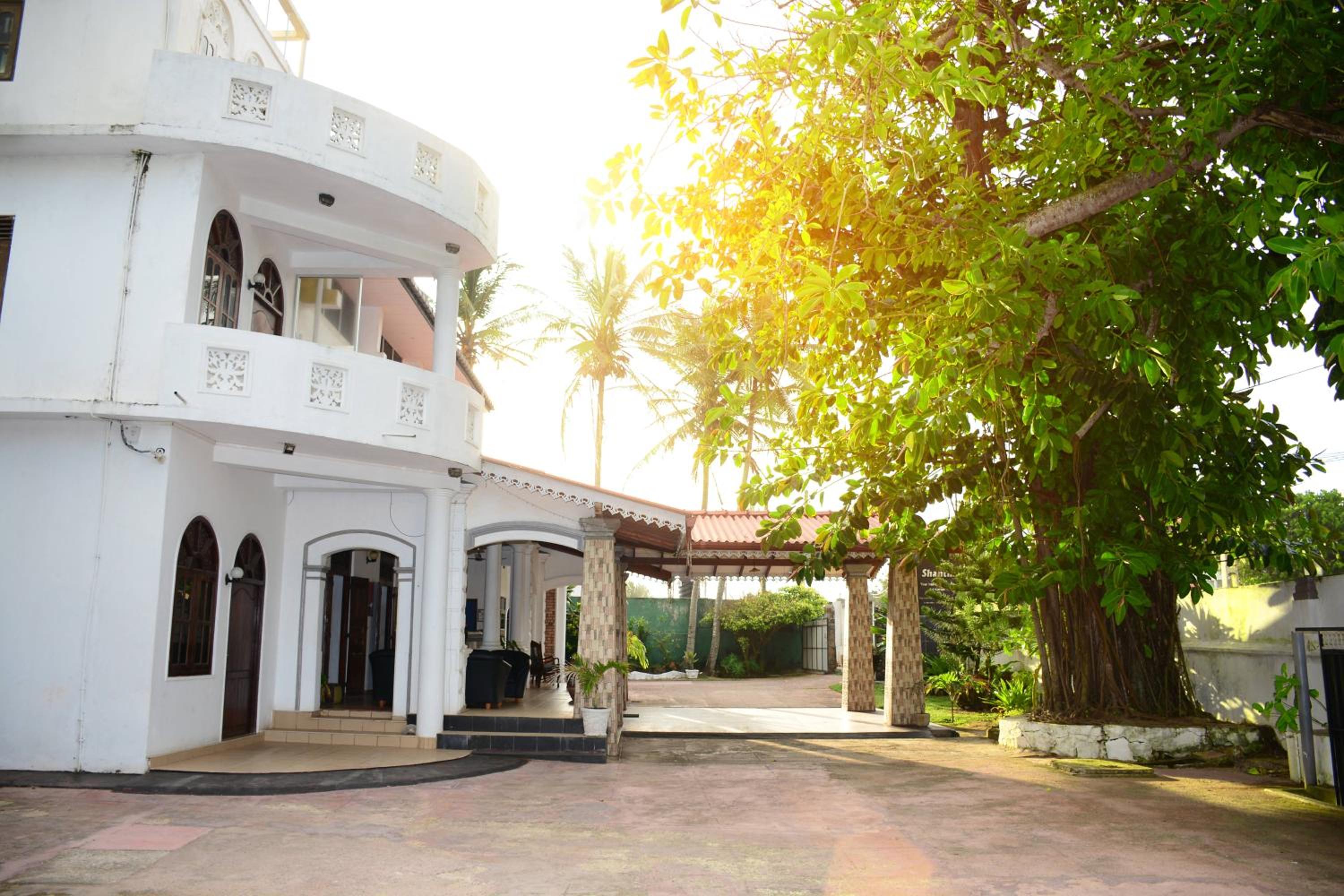 Shanthi Beach Resort