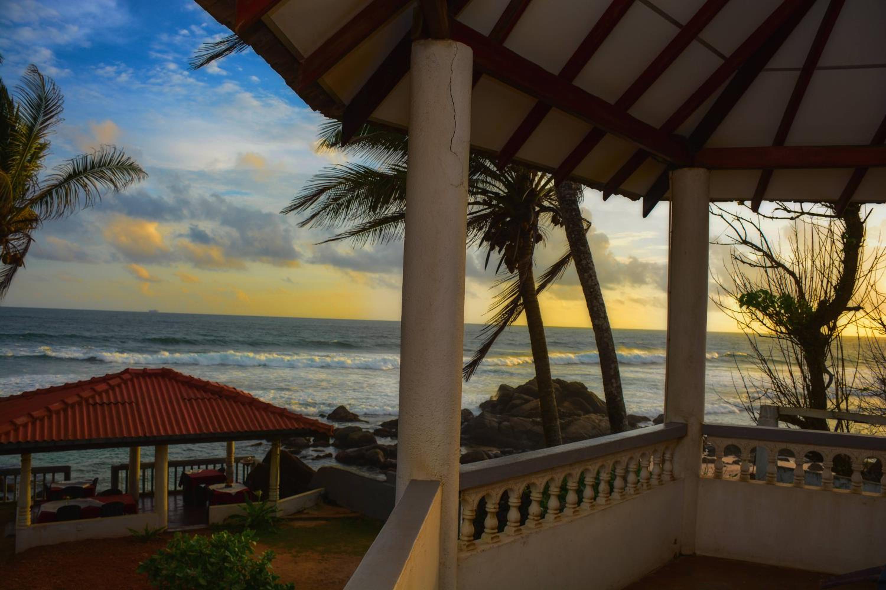 Shanthi Beach Resort