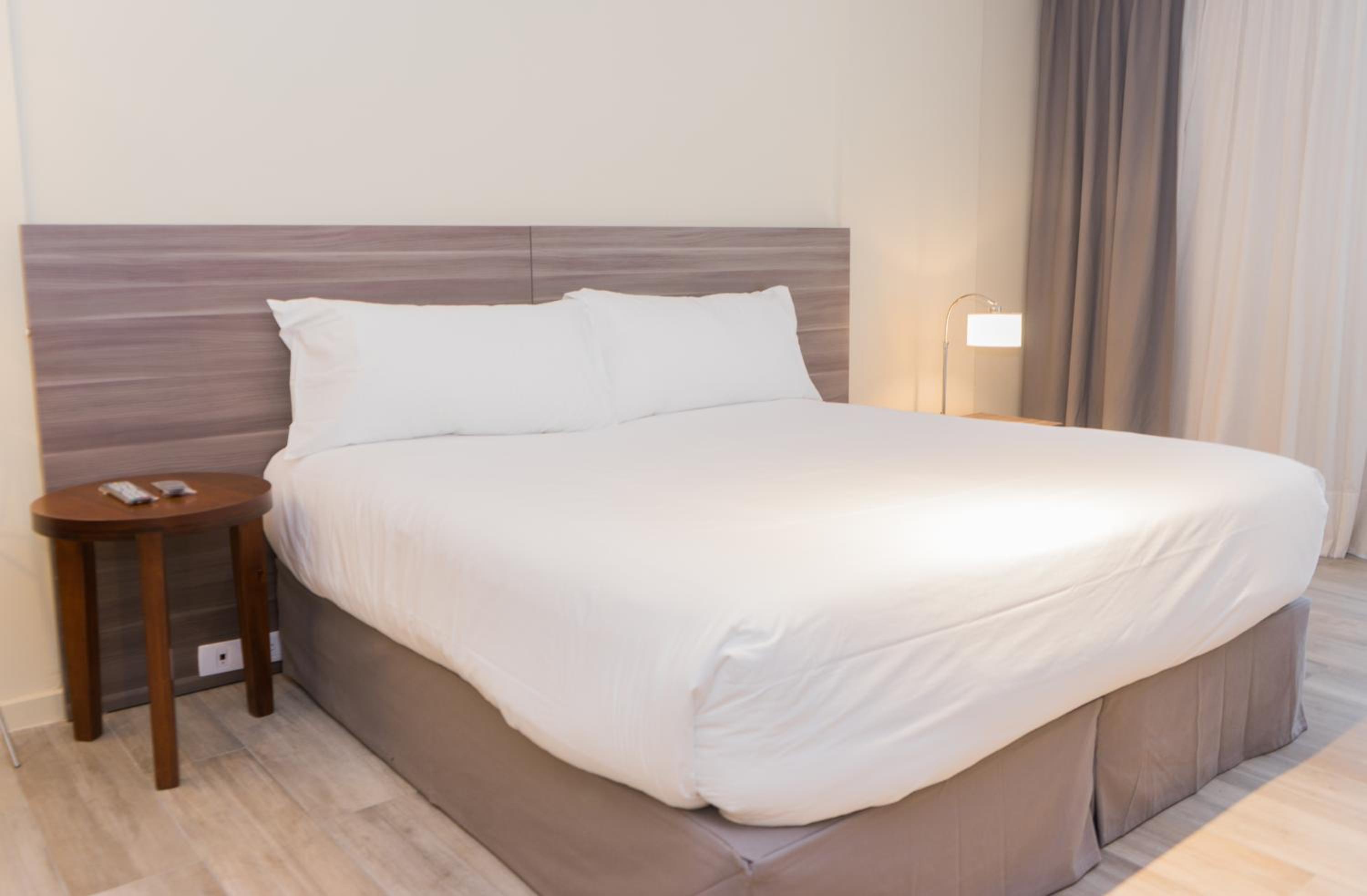 Olmos Suites