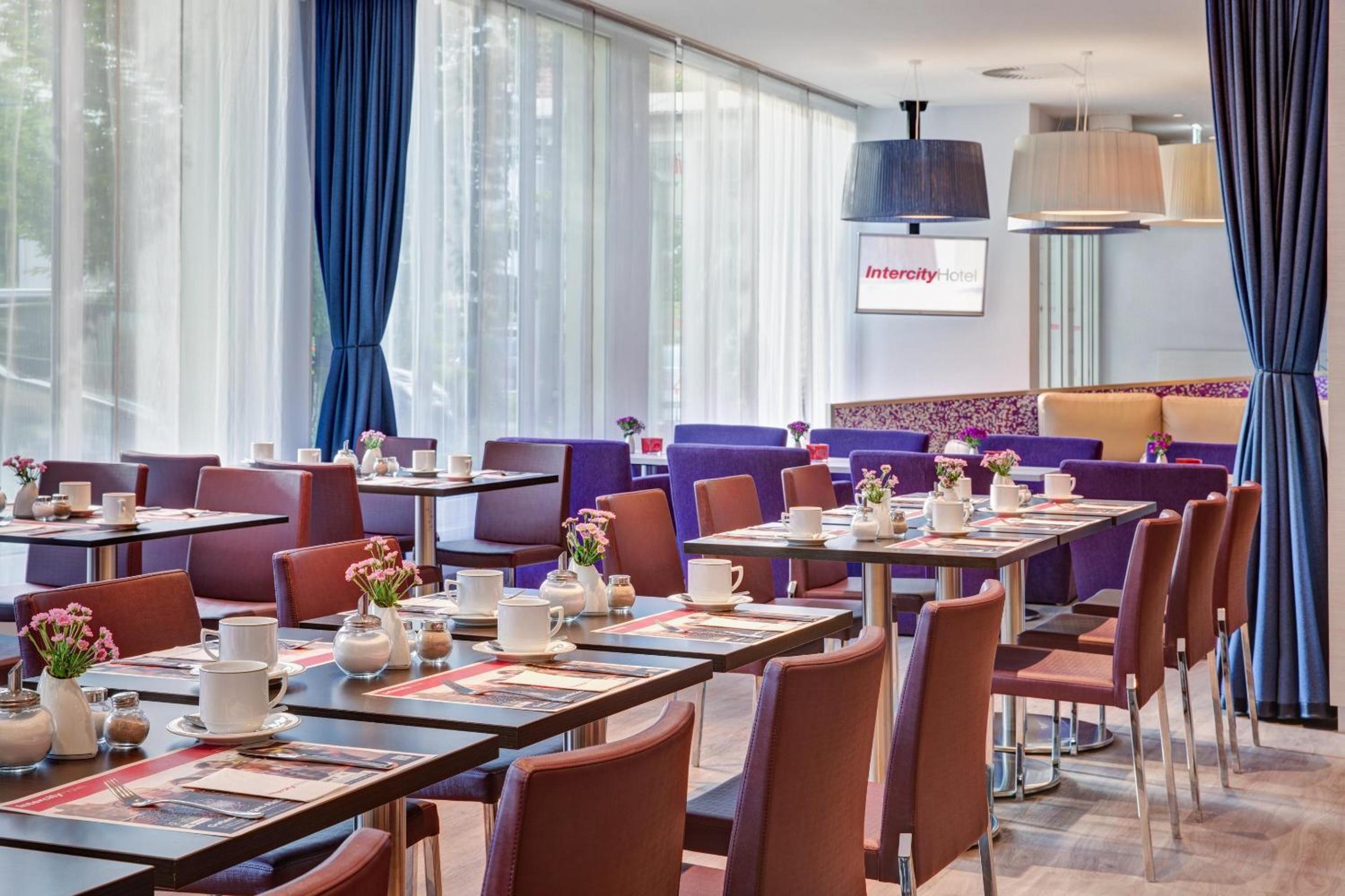 IntercityHotel Celle - Property Image 6